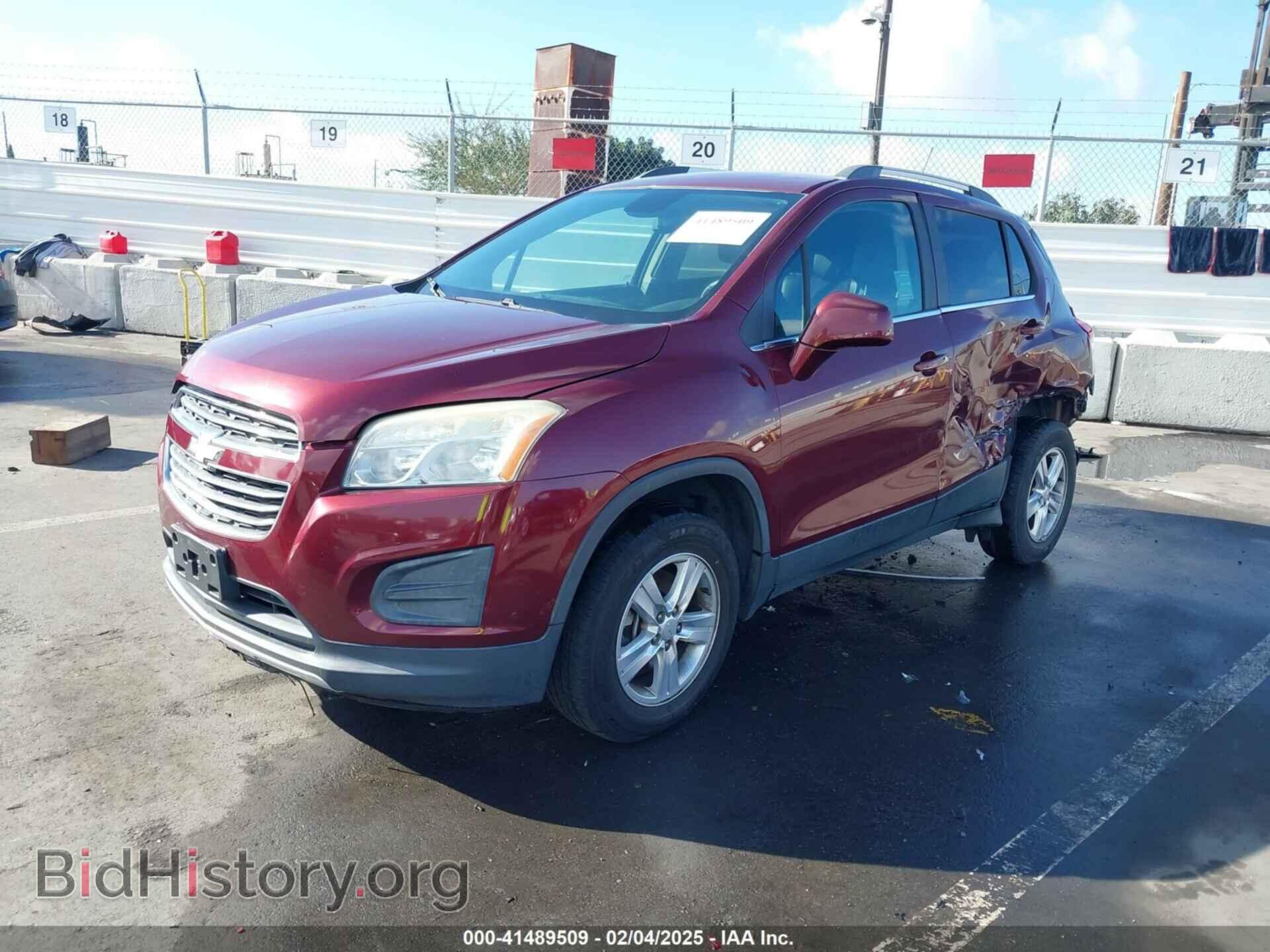 2016 CHEVROLET TRAX - VIN: 3GNCJPSB5GL173857 - Фото 2
