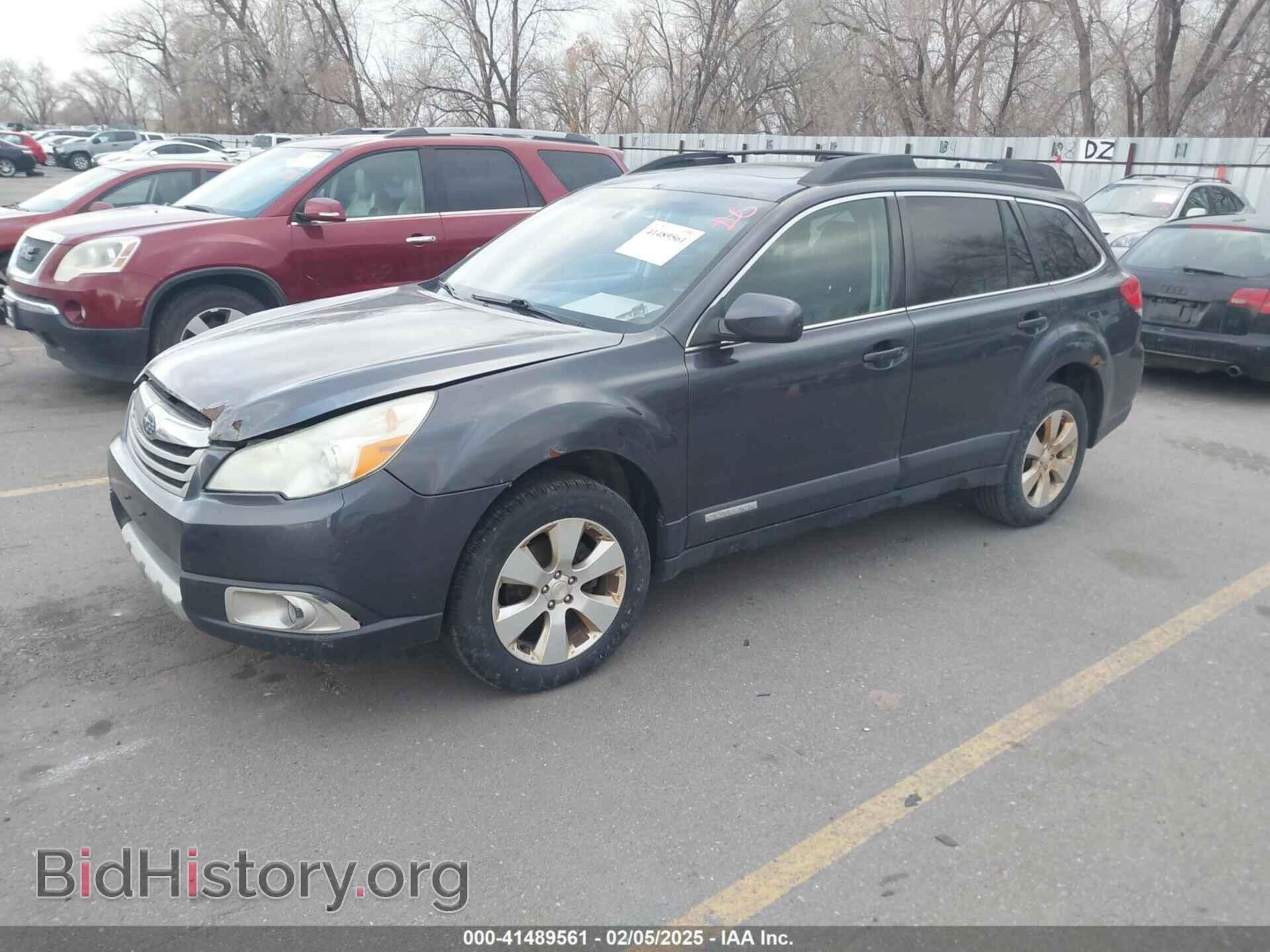 2011 SUBARU OUTBACK - VIN: 4S4BRBKC1B3310852 - Фото 2