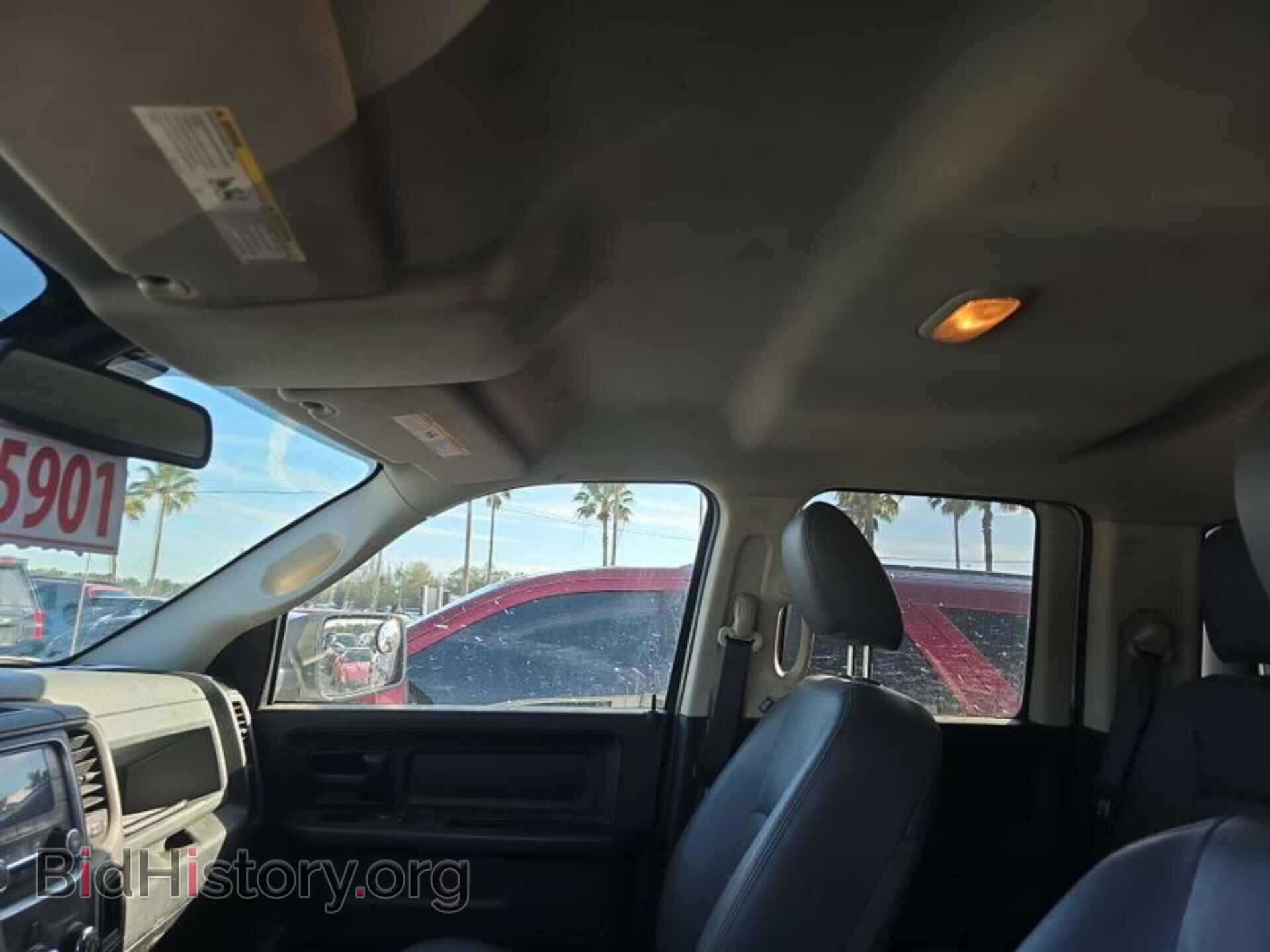 2018 RAM 1500 - VIN: 1C6RR7FG4JS331896 - Фото 6