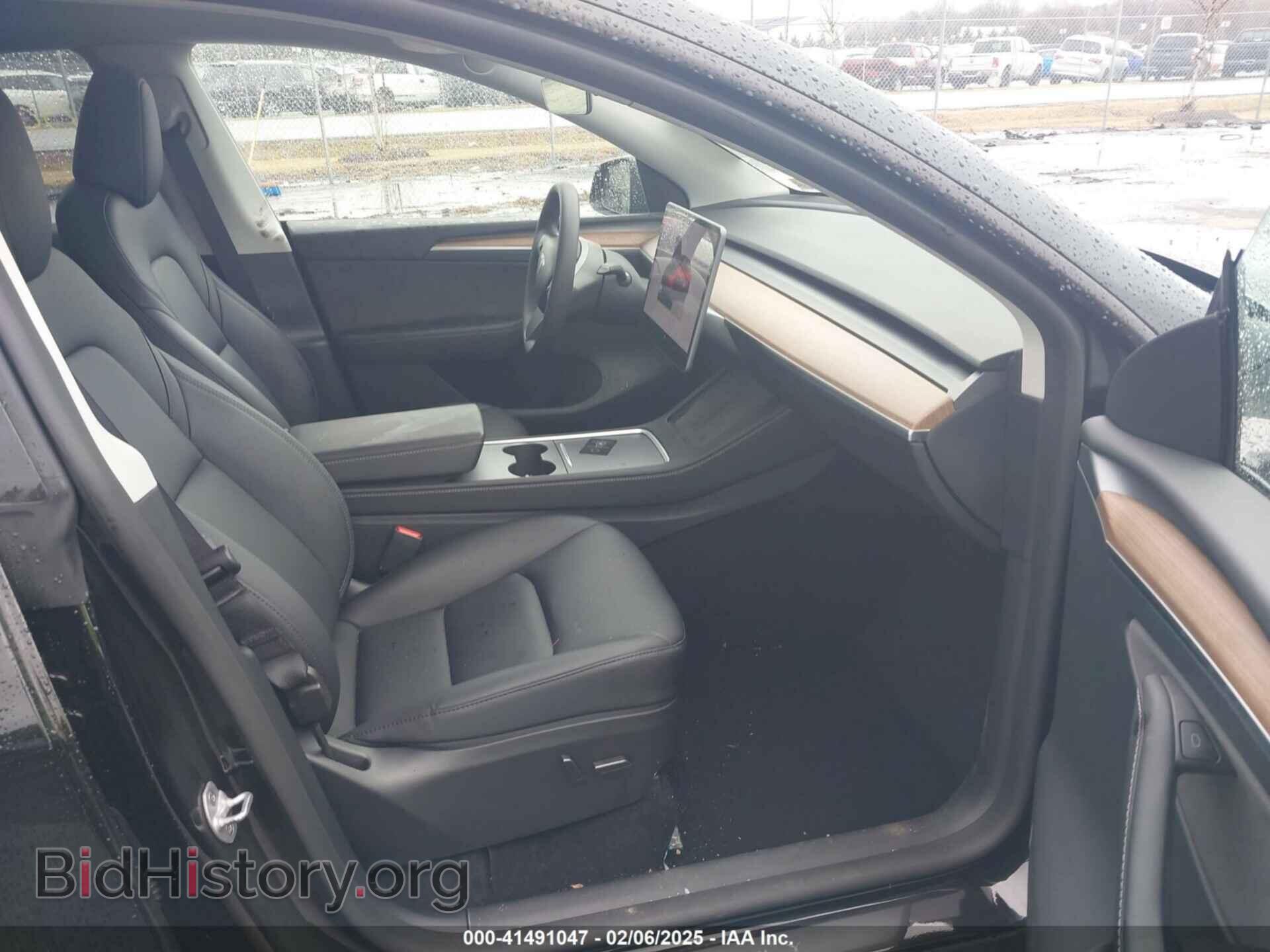 2024 TESLA MODEL Y - VIN: 7SAYGAEE2RF182116 - Фото 5