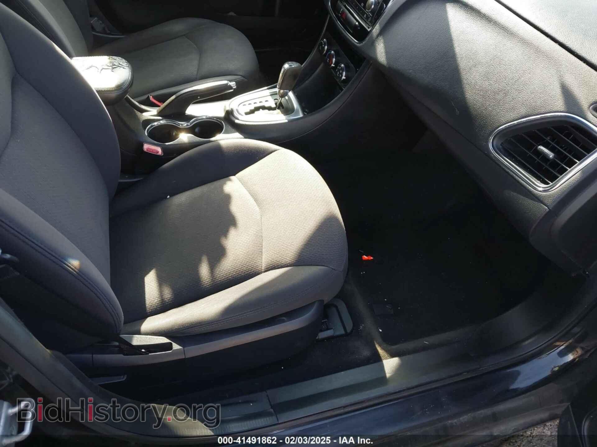 2012 CHRYSLER 200 - VIN: 1C3CCBAB9CN281890 - Фото 5