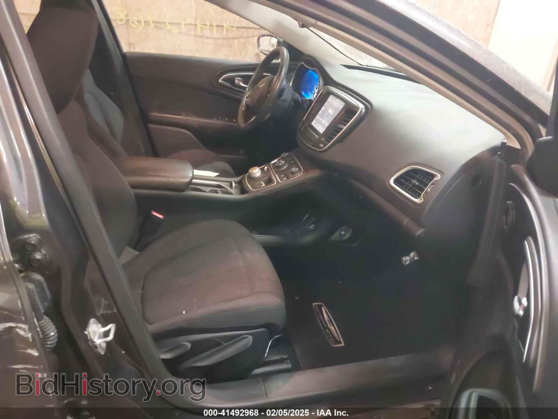 2016 CHRYSLER 200 - VIN: 1C3CCCAB6GN113877 - Фото 5