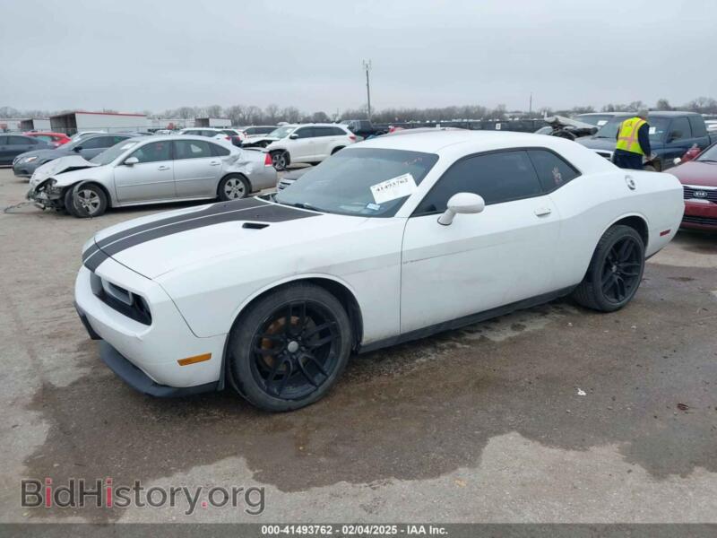 2014 Dodge CHALLENGER (VIN 2C3CDYAG2EH299641) — photo 2 of 16
