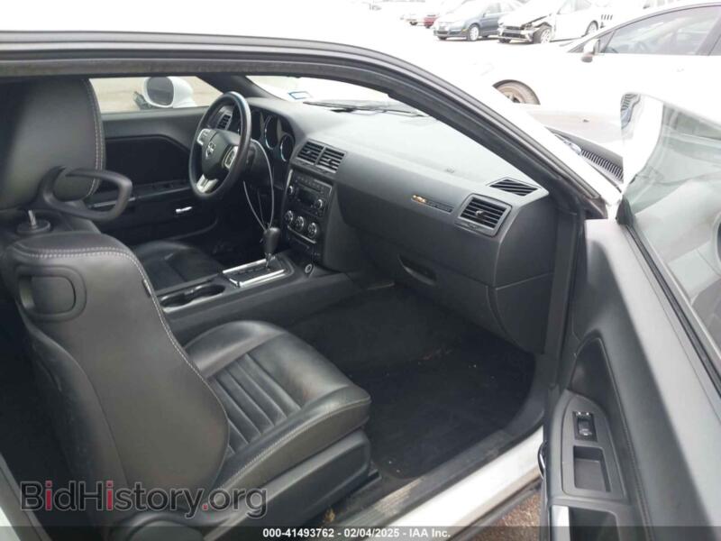2014 Dodge CHALLENGER (VIN 2C3CDYAG2EH299641) — photo 5 of 16