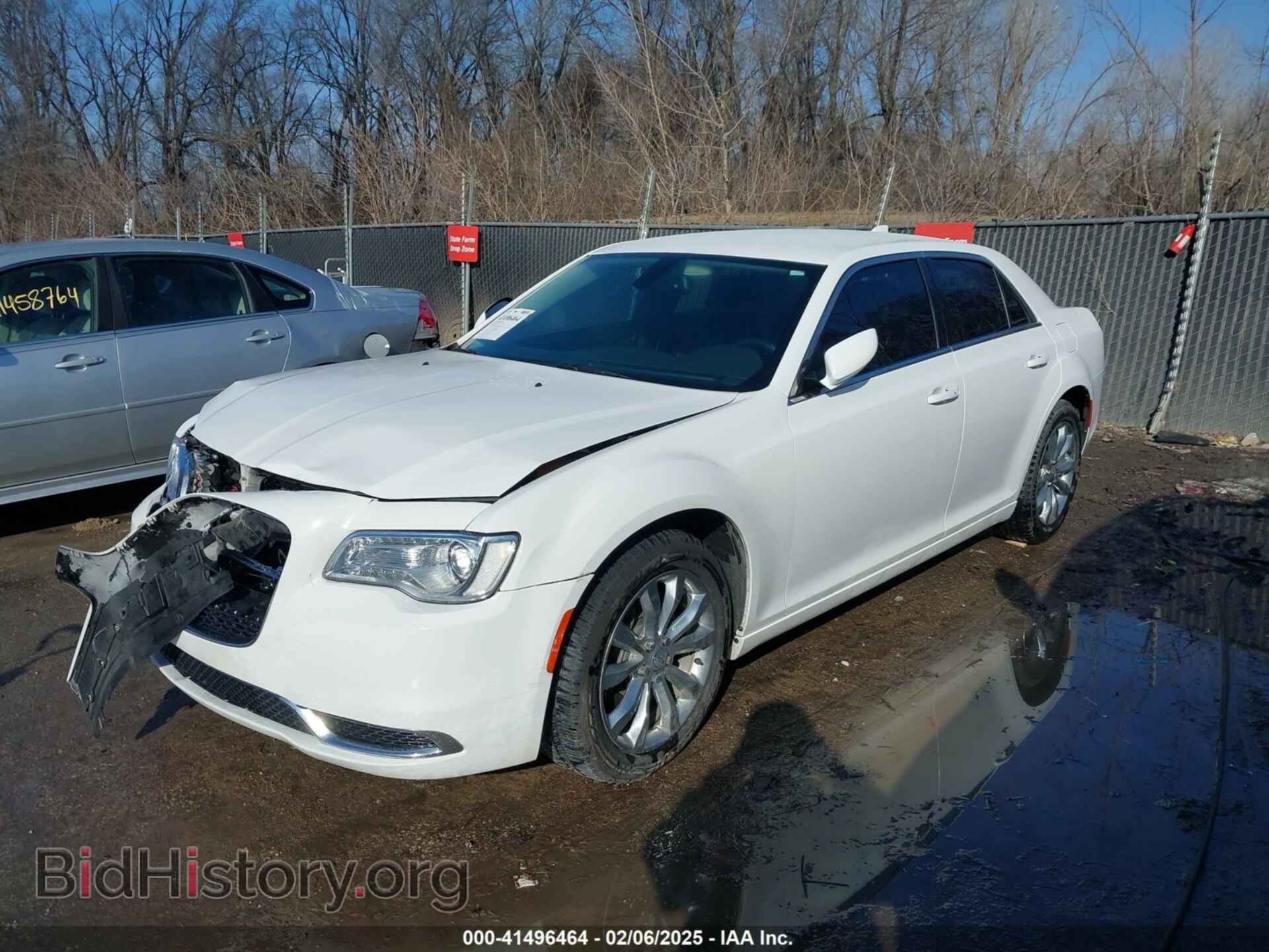 2016 CHRYSLER 300 - VIN: 2C3CCARG5GH305269 - Фото 2
