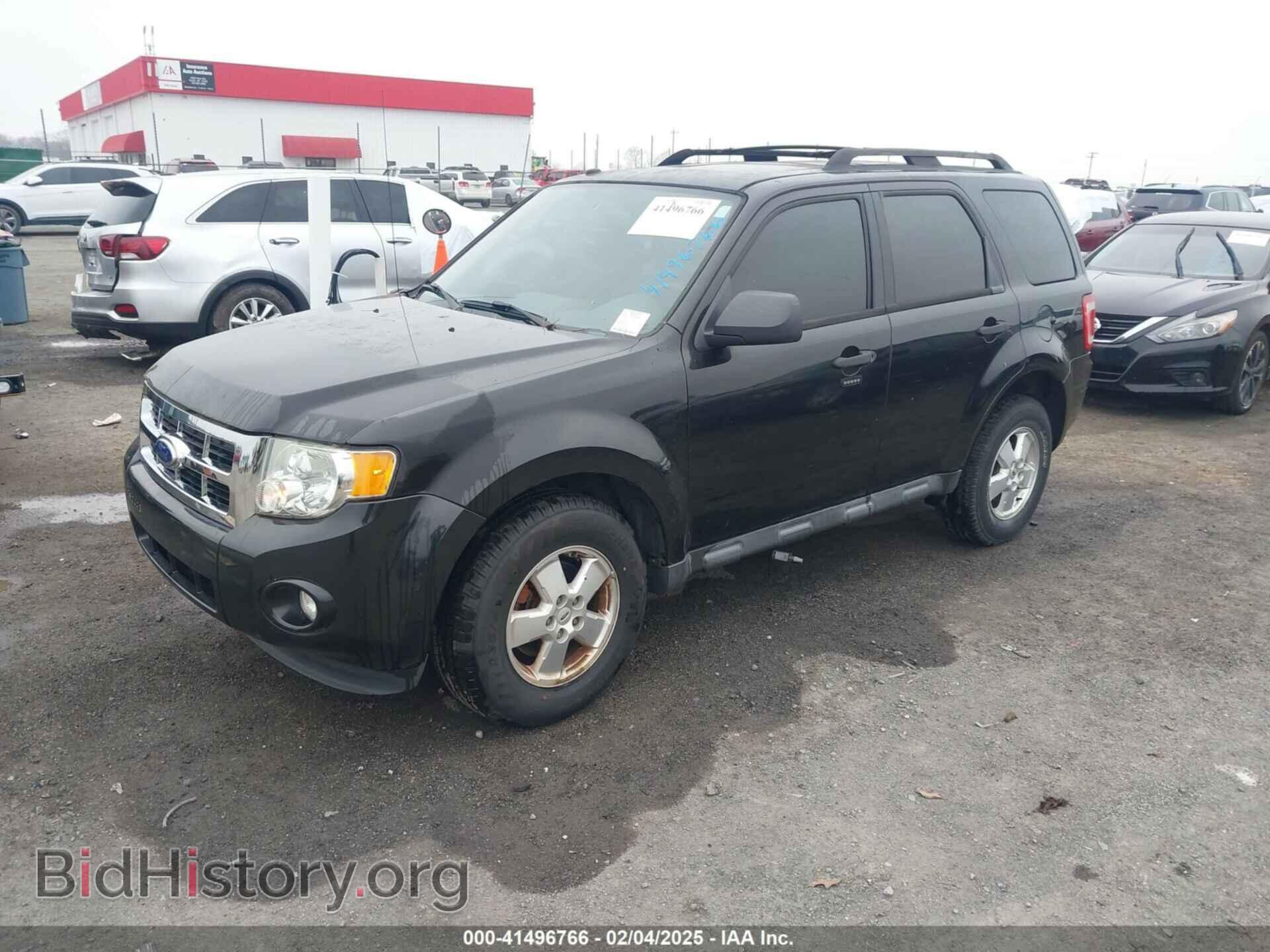 2011 FORD ESCAPE - VIN: 1FMCU0D72BKB45410 - Фото 2