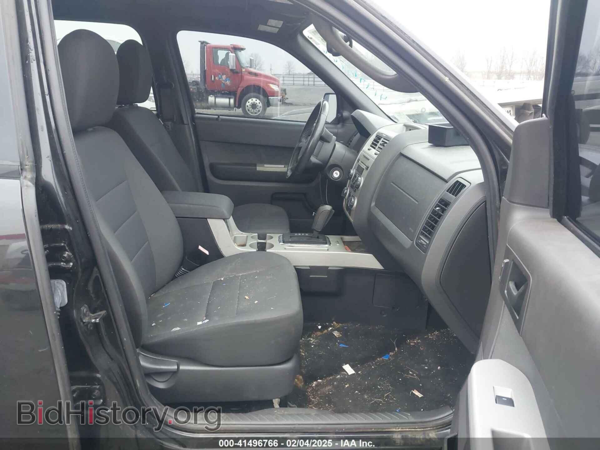 2011 FORD ESCAPE - VIN: 1FMCU0D72BKB45410 - Фото 5
