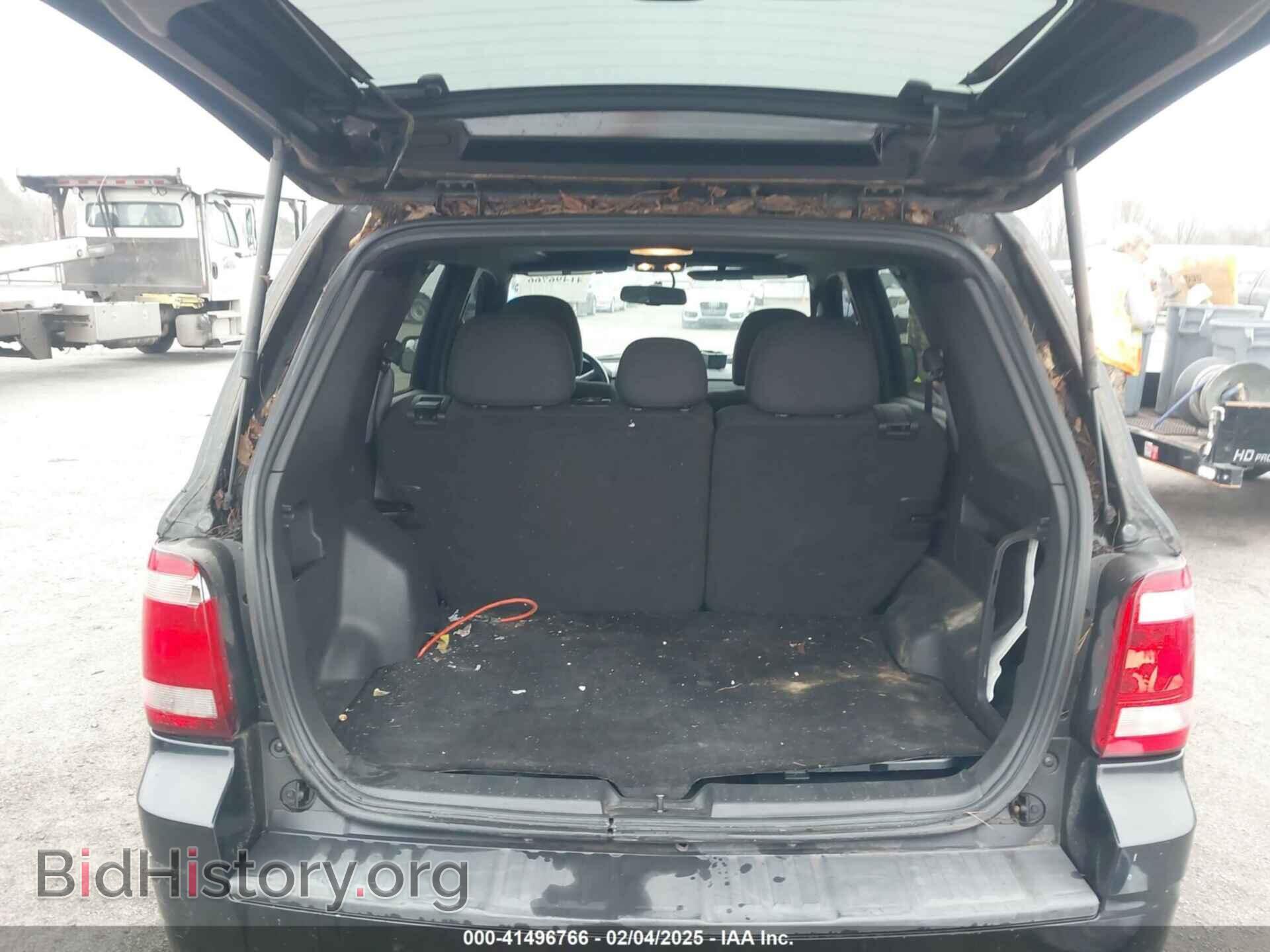 2011 FORD ESCAPE - VIN: 1FMCU0D72BKB45410 - Фото 8