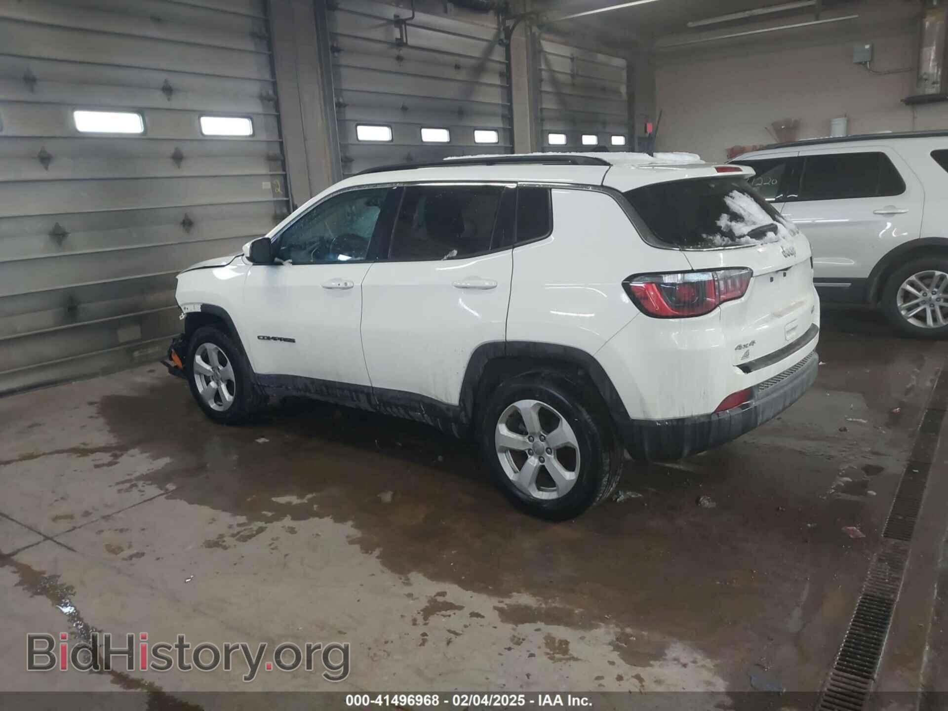 2018 JEEP COMPASS - VIN: 3C4NJDBB1JT256161 - Фото 3