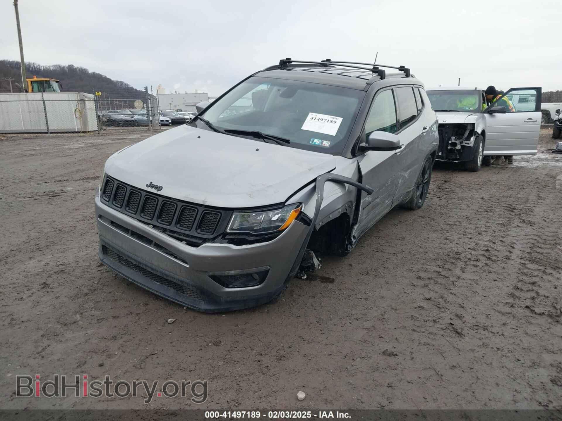 2018 JEEP COMPASS - VIN: 3C4NJDBB2JT298810 - Фото 2