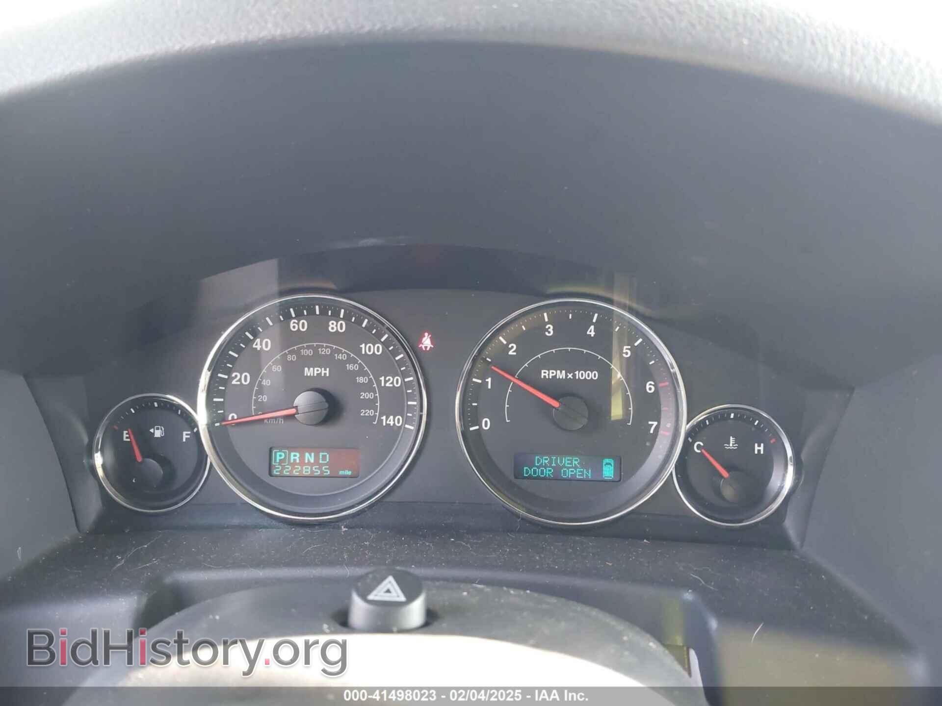 2007 JEEP COMMANDER - VIN: 1J8HG58N67C645510 - Фото 7