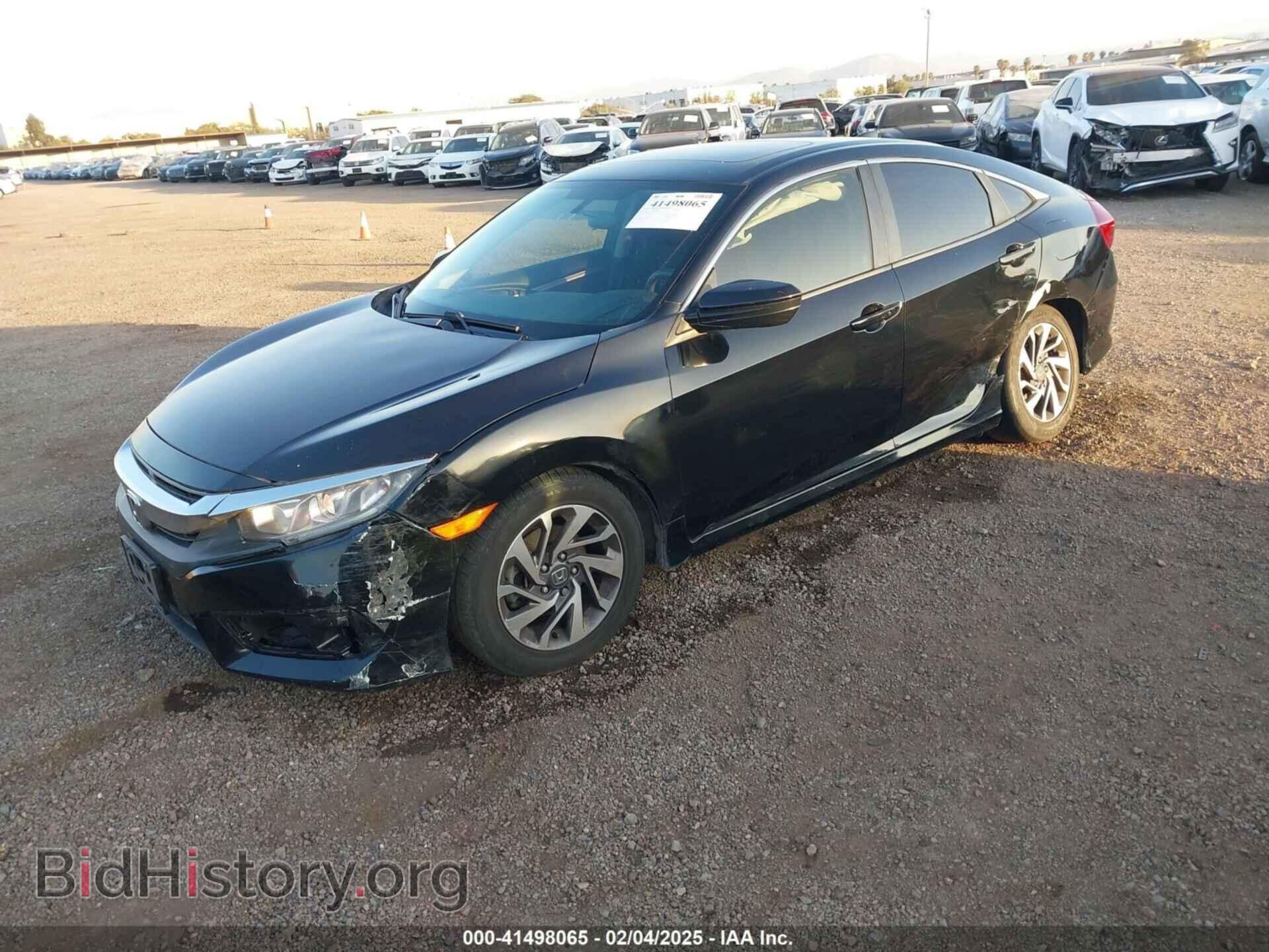 2018 HONDA CIVIC - VIN: 2HGFC2F79JH576153 - Фото 2