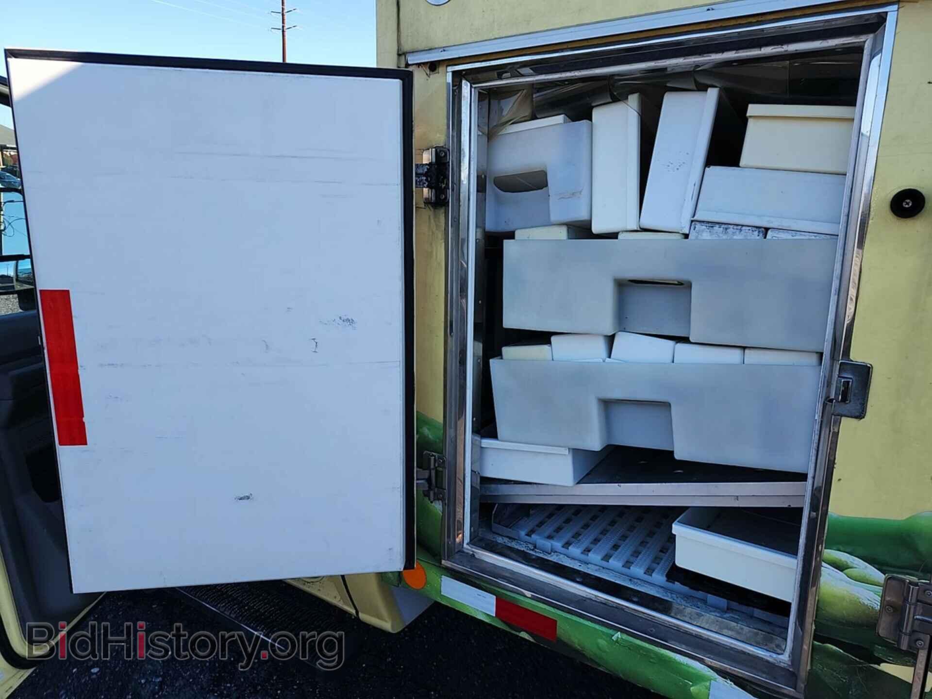 2019 FORD ECONOLINE - VIN: 1FDXE4FS7KDC57700 - Фото 9