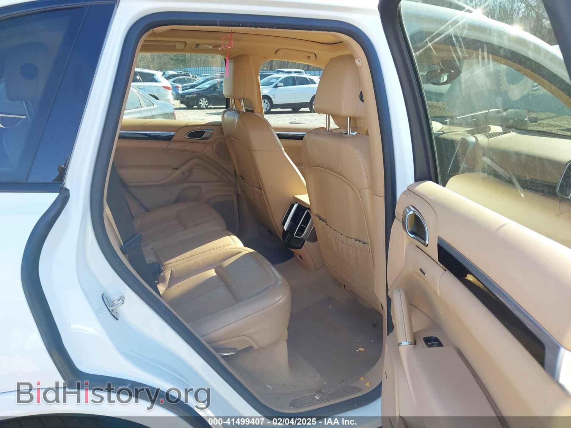 2017 PORSCHE CAYENNE - VIN: WP1AA2A24HKA86733 - Фото 8