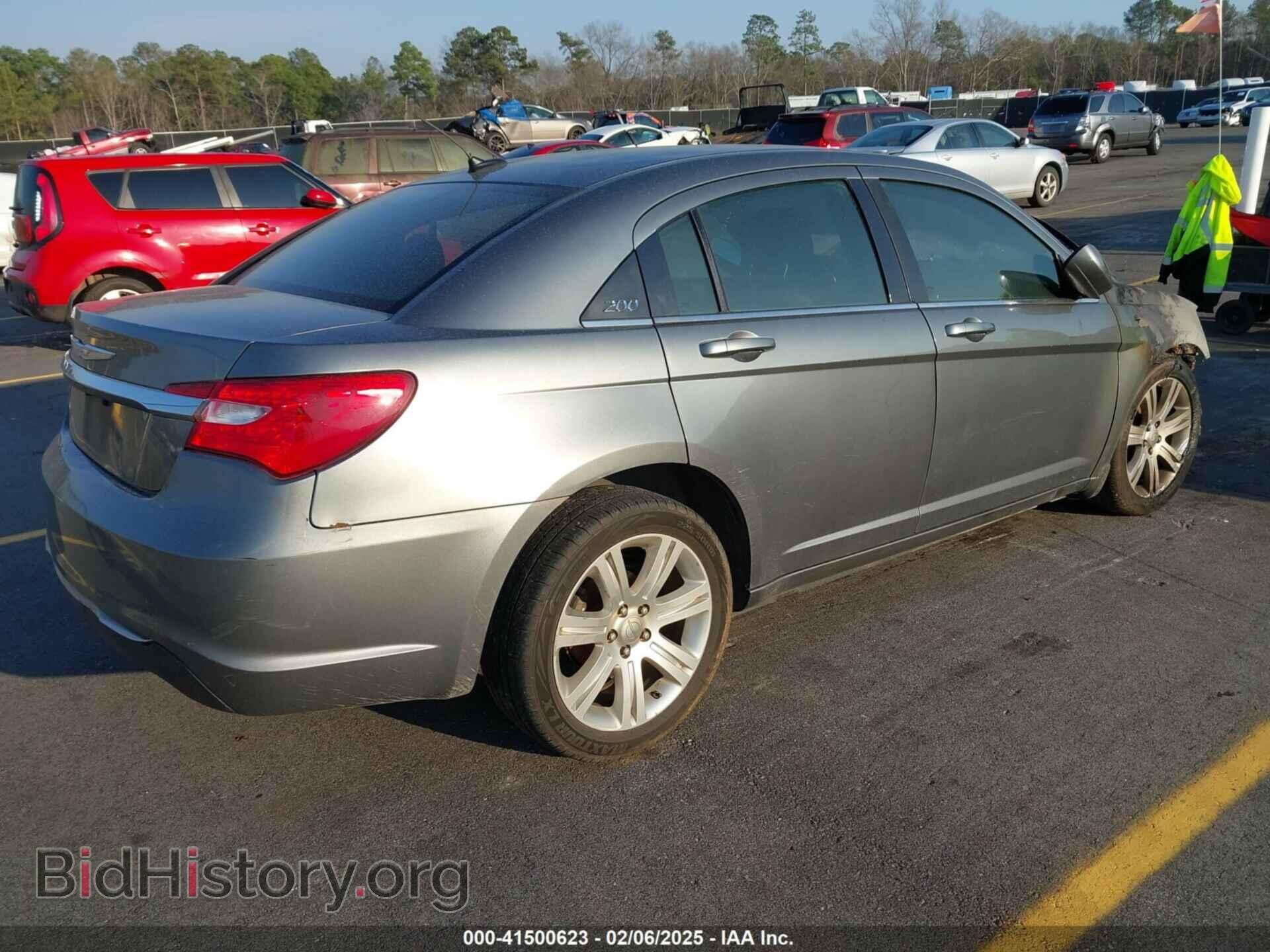 2012 CHRYSLER 200 - VIN: 1C3CCBBB0CN300020 - Фото 4