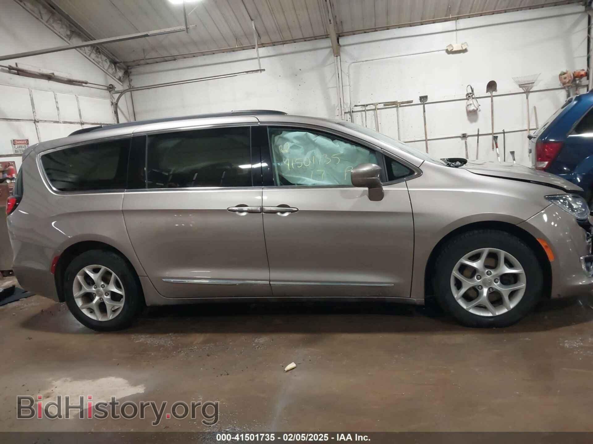 2017 CHRYSLER PACIFICA - VIN: 2C4RC1BG2HR593473 - Photo 13
