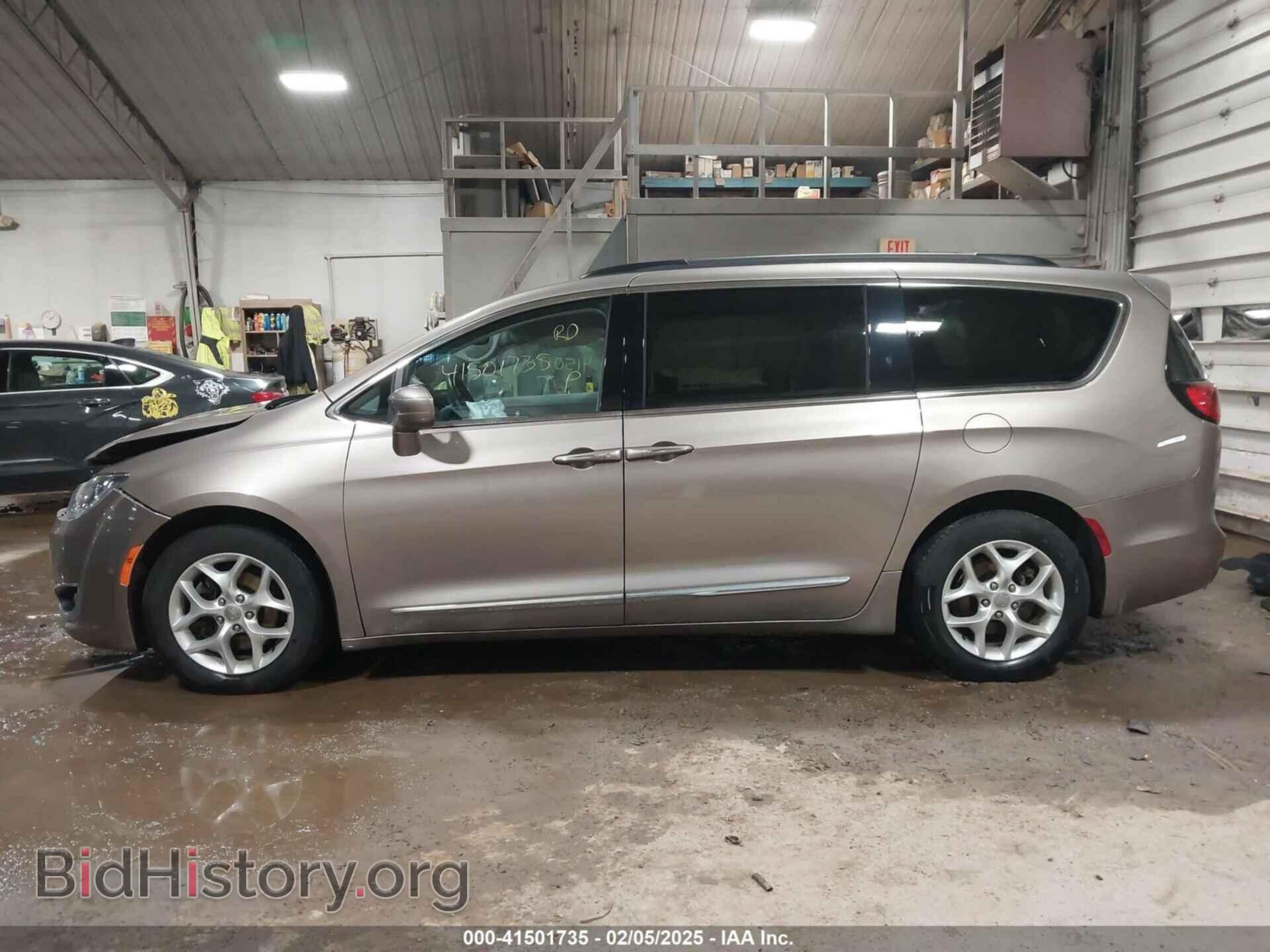 2017 CHRYSLER PACIFICA - VIN: 2C4RC1BG2HR593473 - Photo 14