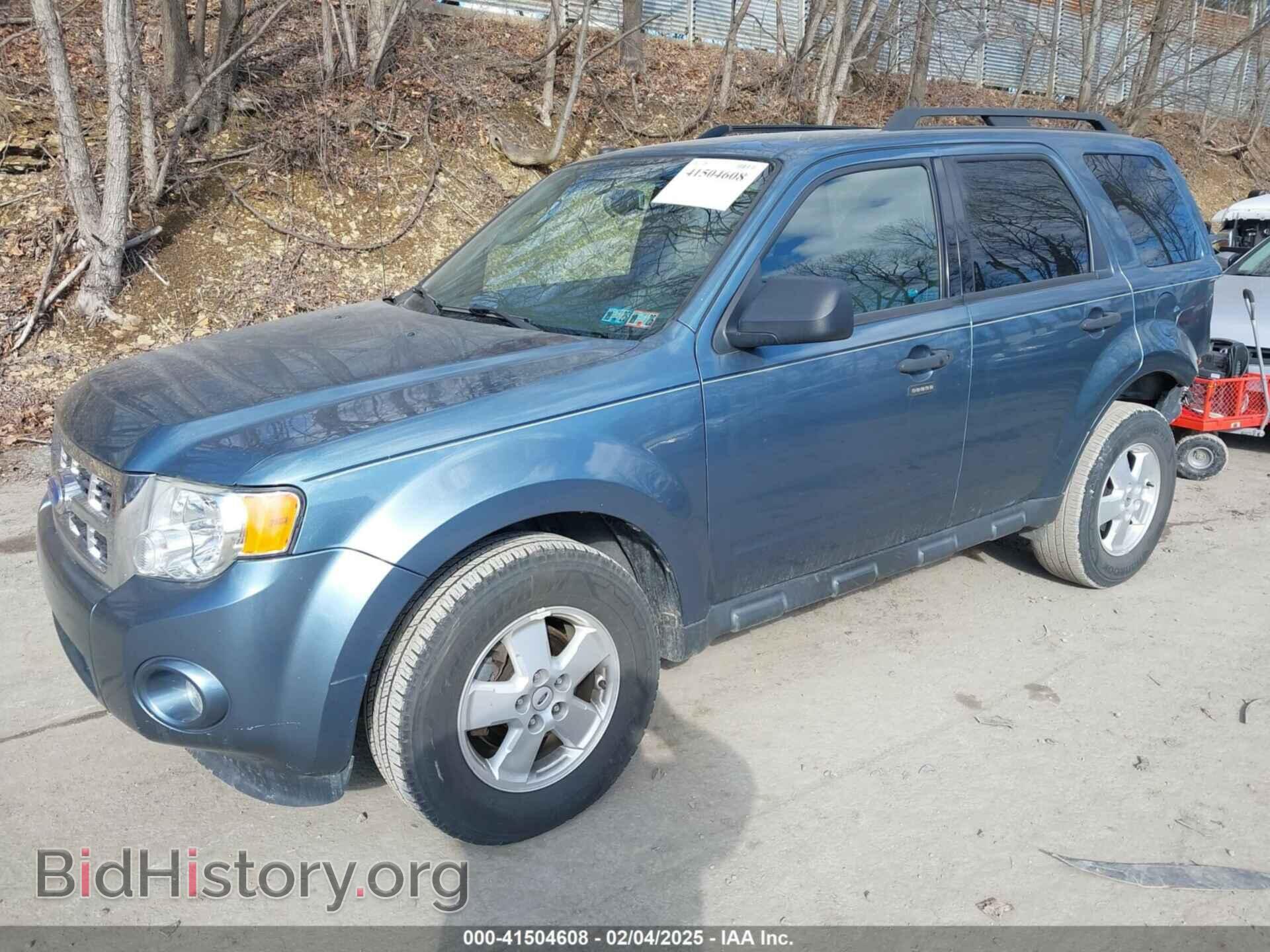 2011 FORD ESCAPE - VIN: 1FMCU0D75BKC16860 - Фото 2