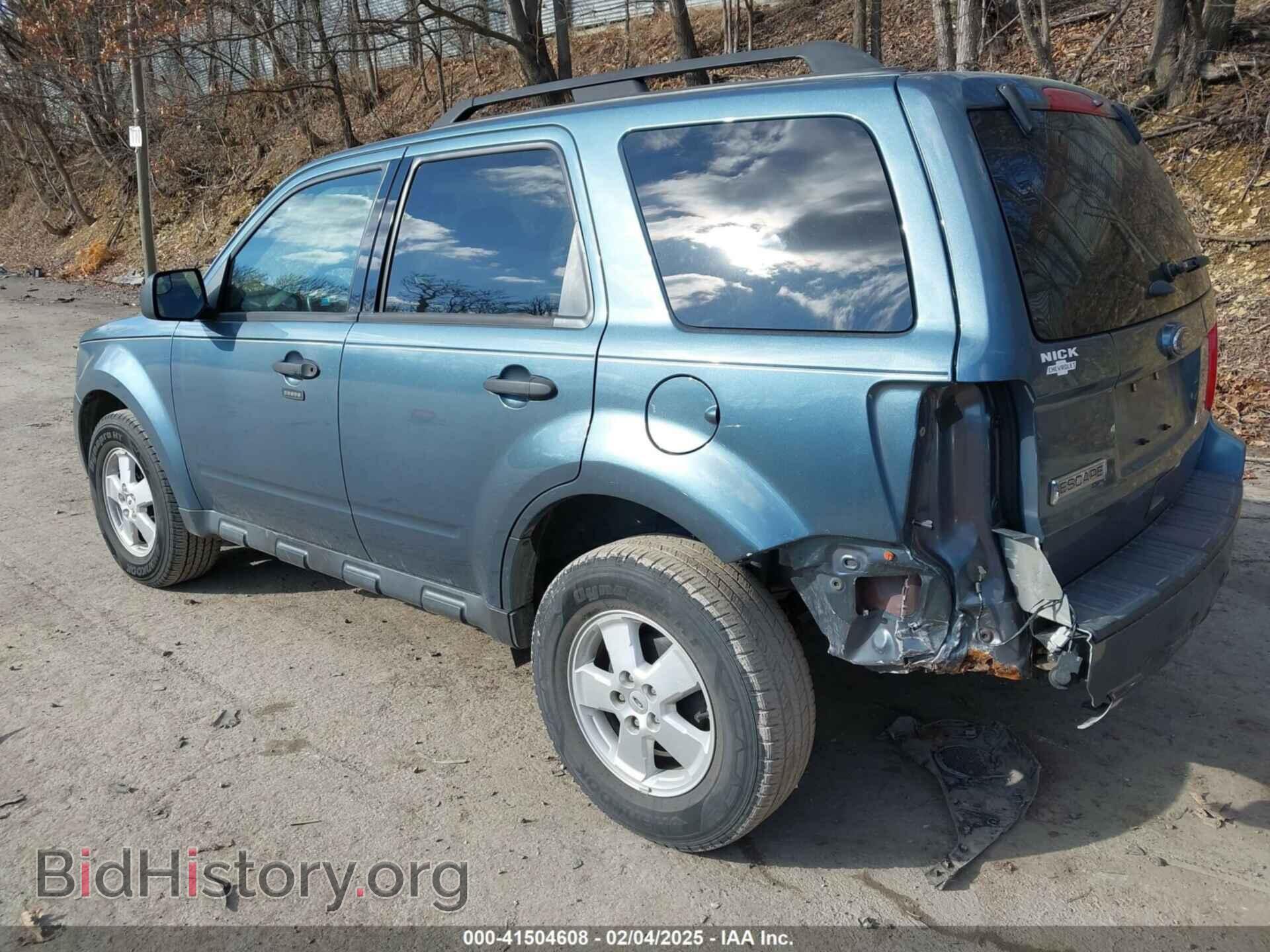 2011 FORD ESCAPE - VIN: 1FMCU0D75BKC16860 - Фото 3