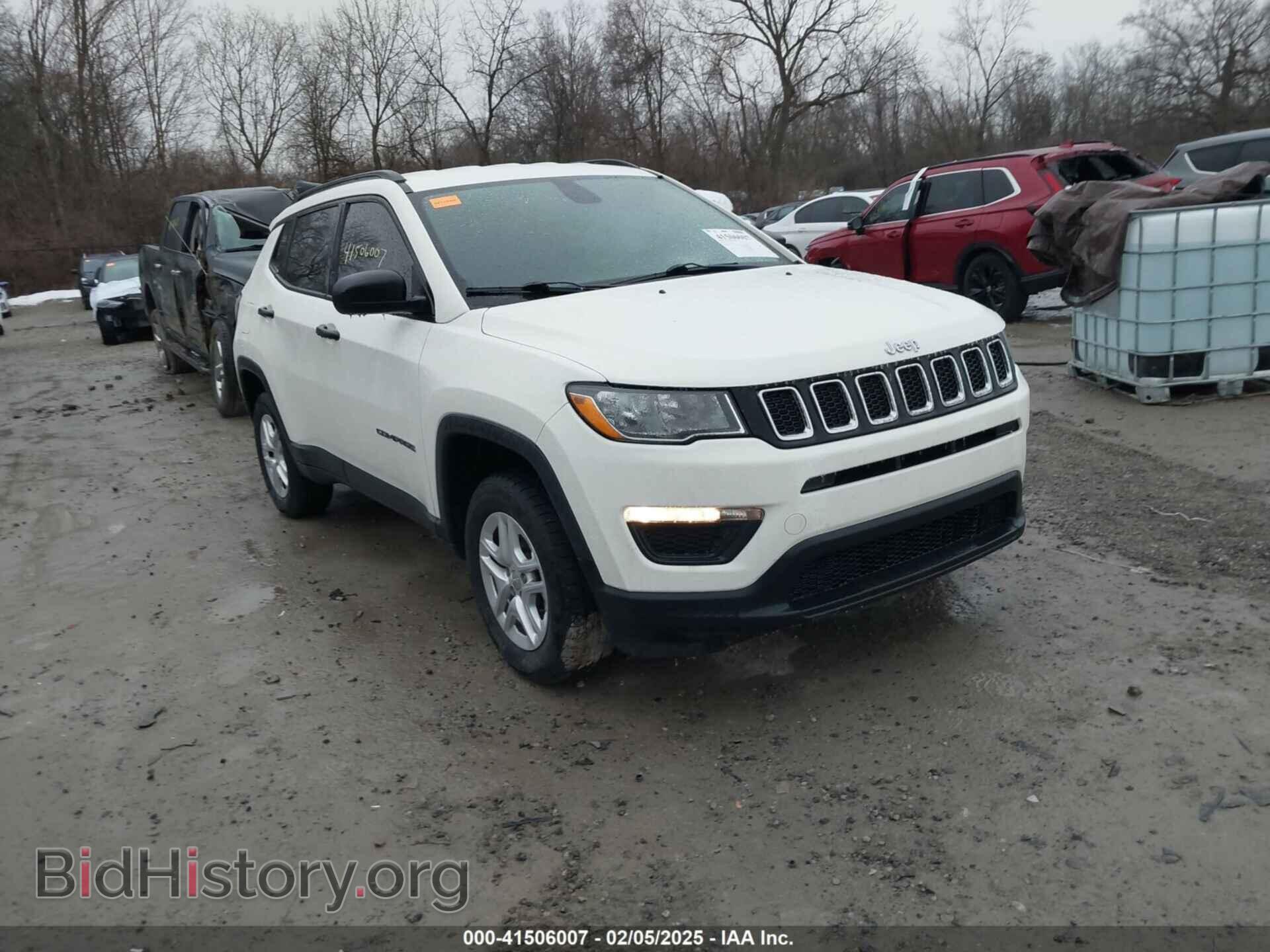 Photo 3C4NJDAB2JT146754 - JEEP COMPASS 2018