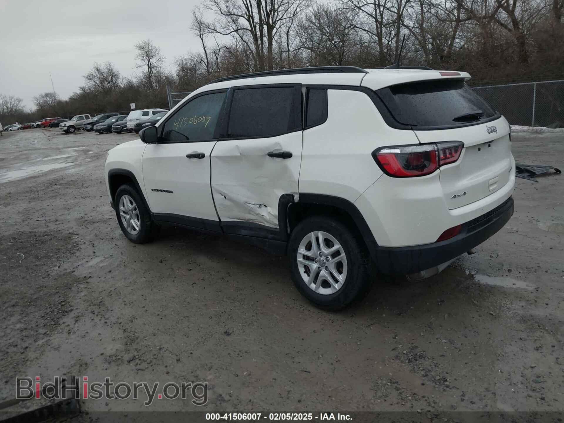 2018 JEEP COMPASS - VIN: 3C4NJDAB2JT146754 - Фото 3