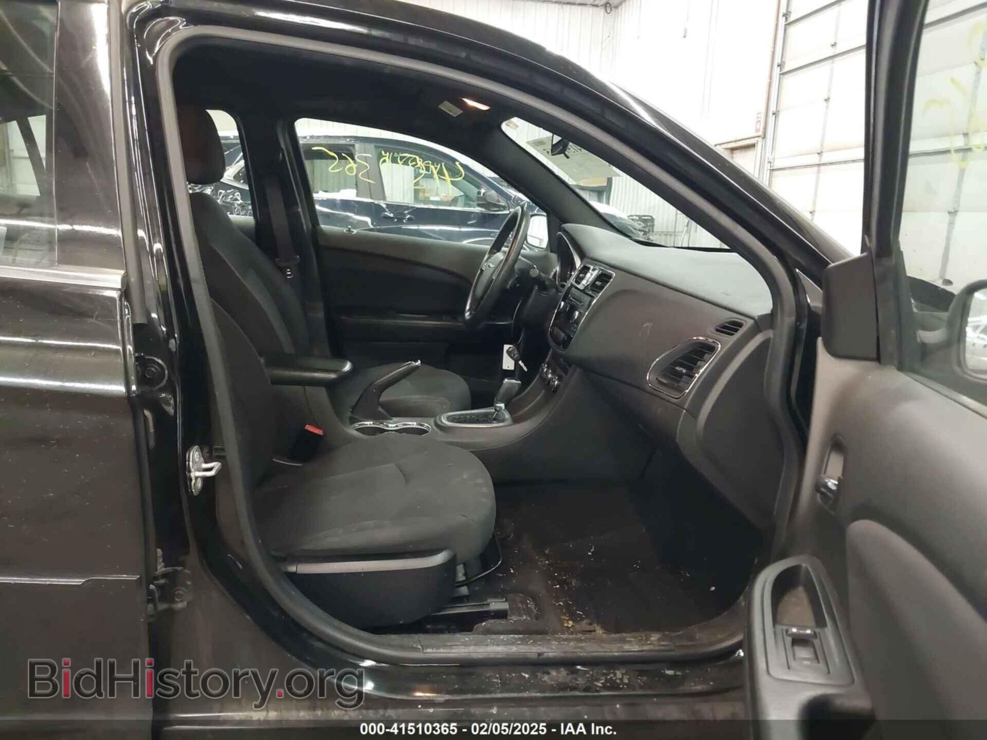 2014 CHRYSLER 200 - VIN: 1C3CCBAB1EN238311 - Фото 5