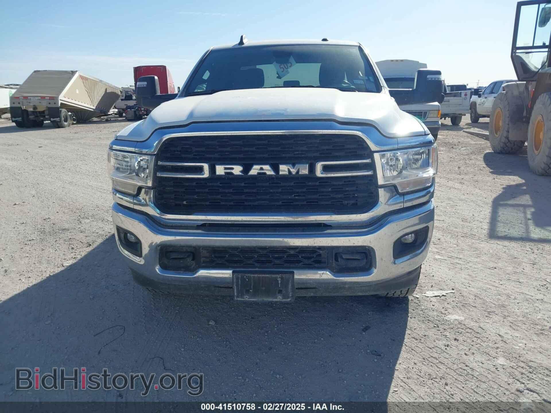2024 RAM 3500 - VIN: 3C63R3HL0RG165582 - Фото 12