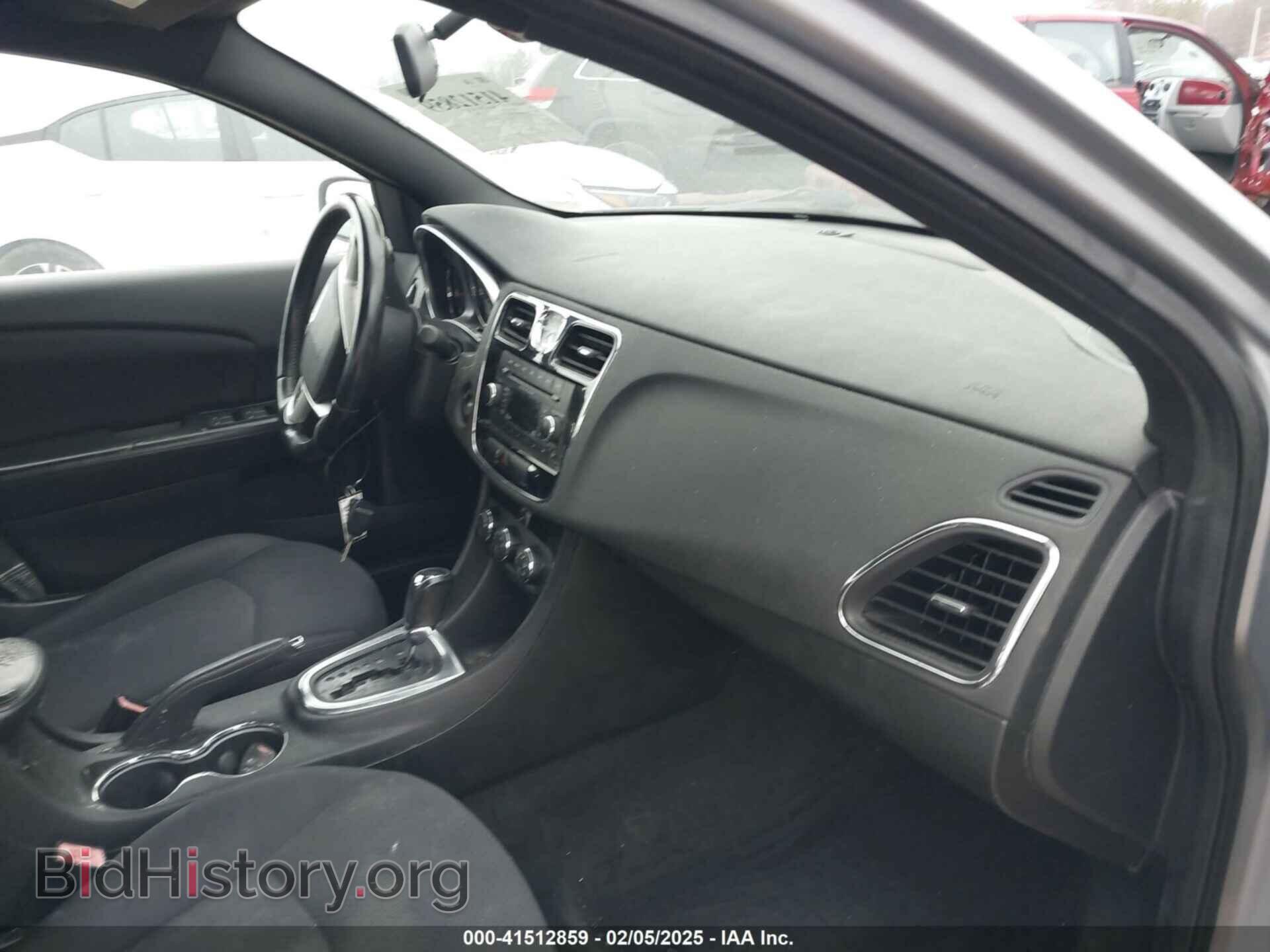 2013 CHRYSLER 200 - VIN: 1C3CCBBB0DN732088 - Фото 5
