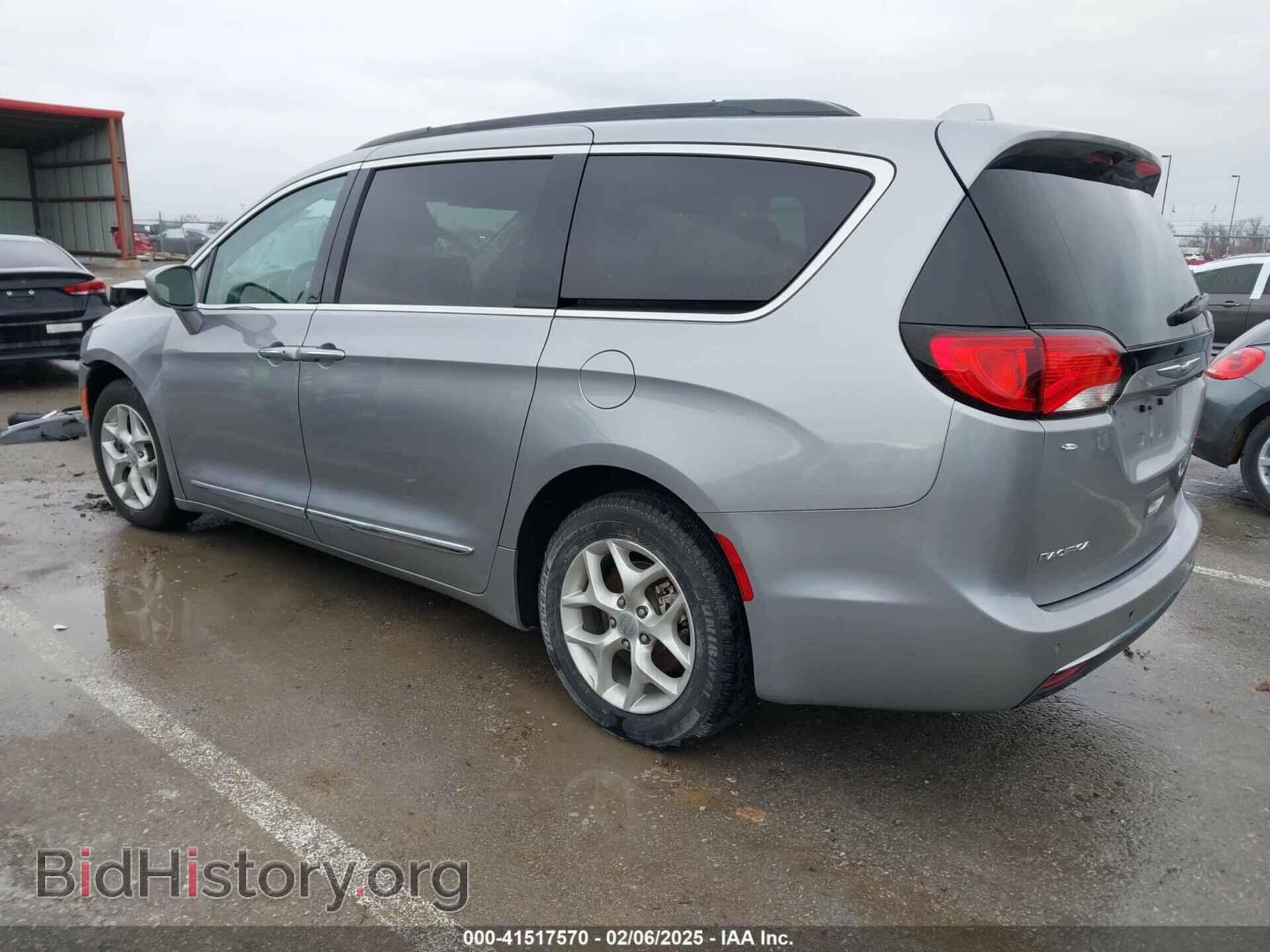 2017 CHRYSLER PACIFICA - VIN: 2C4RC1BG8HR784976 - Фото 3