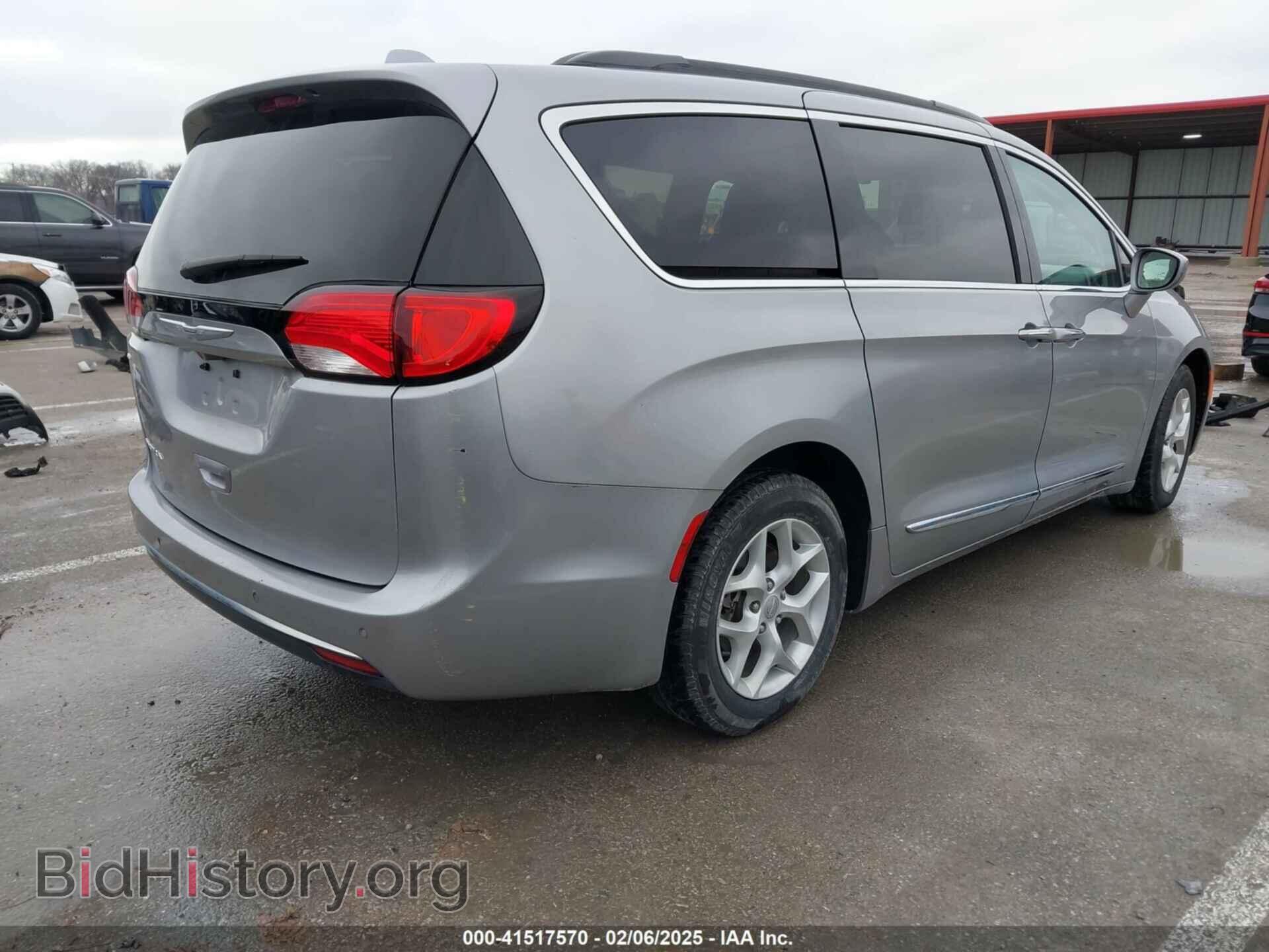 2017 CHRYSLER PACIFICA - VIN: 2C4RC1BG8HR784976 - Фото 4