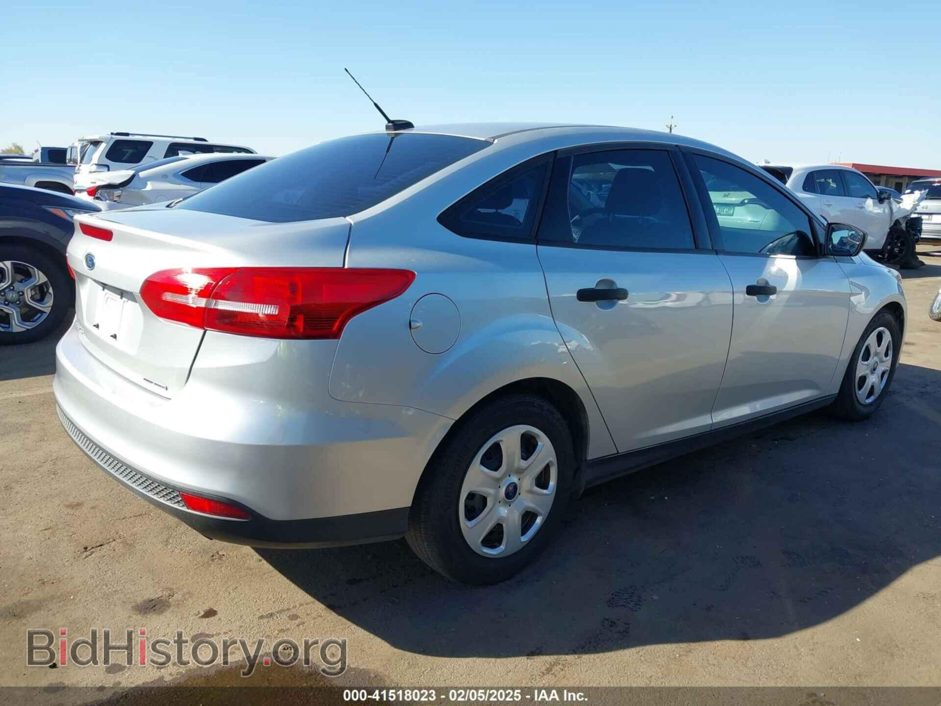 2016 FORD FOCUS - VIN: 1FADP3E24GL276012 - Photo 4