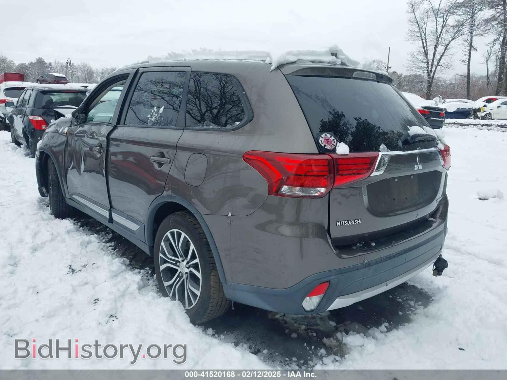 2017 MITSUBISHI OUTLANDER - VIN: JA4AZ2A36HZ015375 - Фото 3
