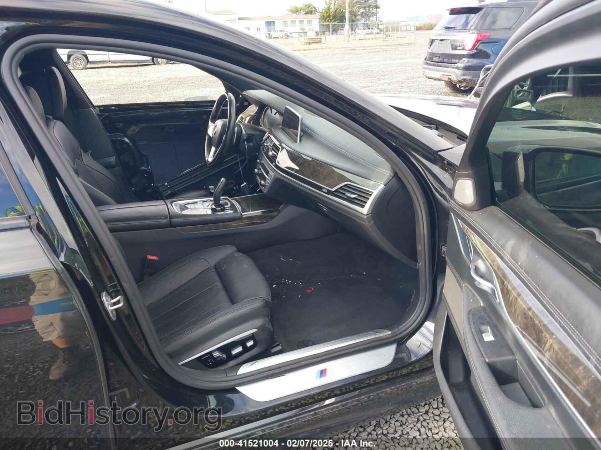 2016 BMW 740I - VIN: WBA7E2C51GG738536 - Фото 5
