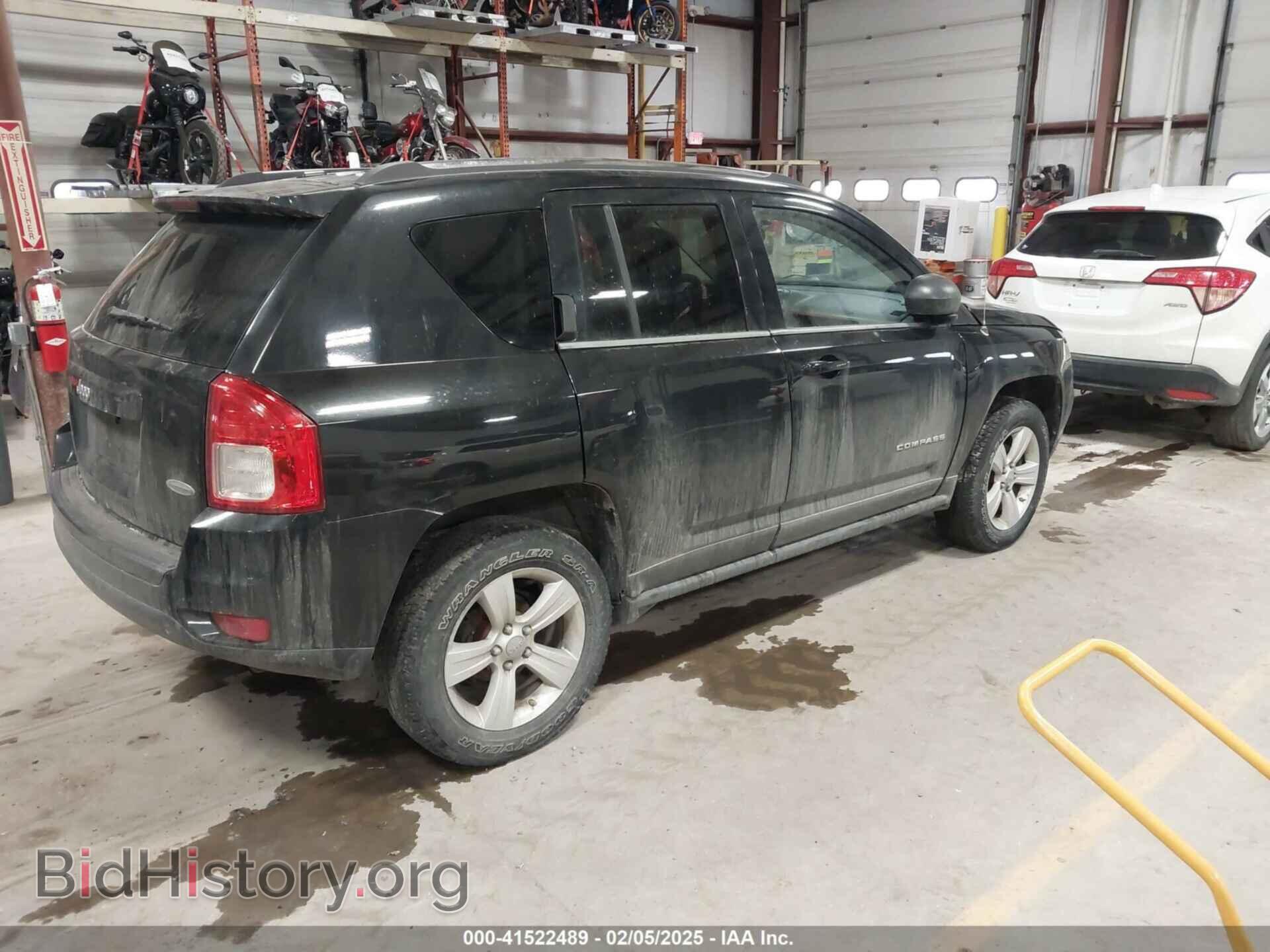 2011 JEEP COMPASS - VIN: 1J4NF1FB5BD164241 - Photo 4