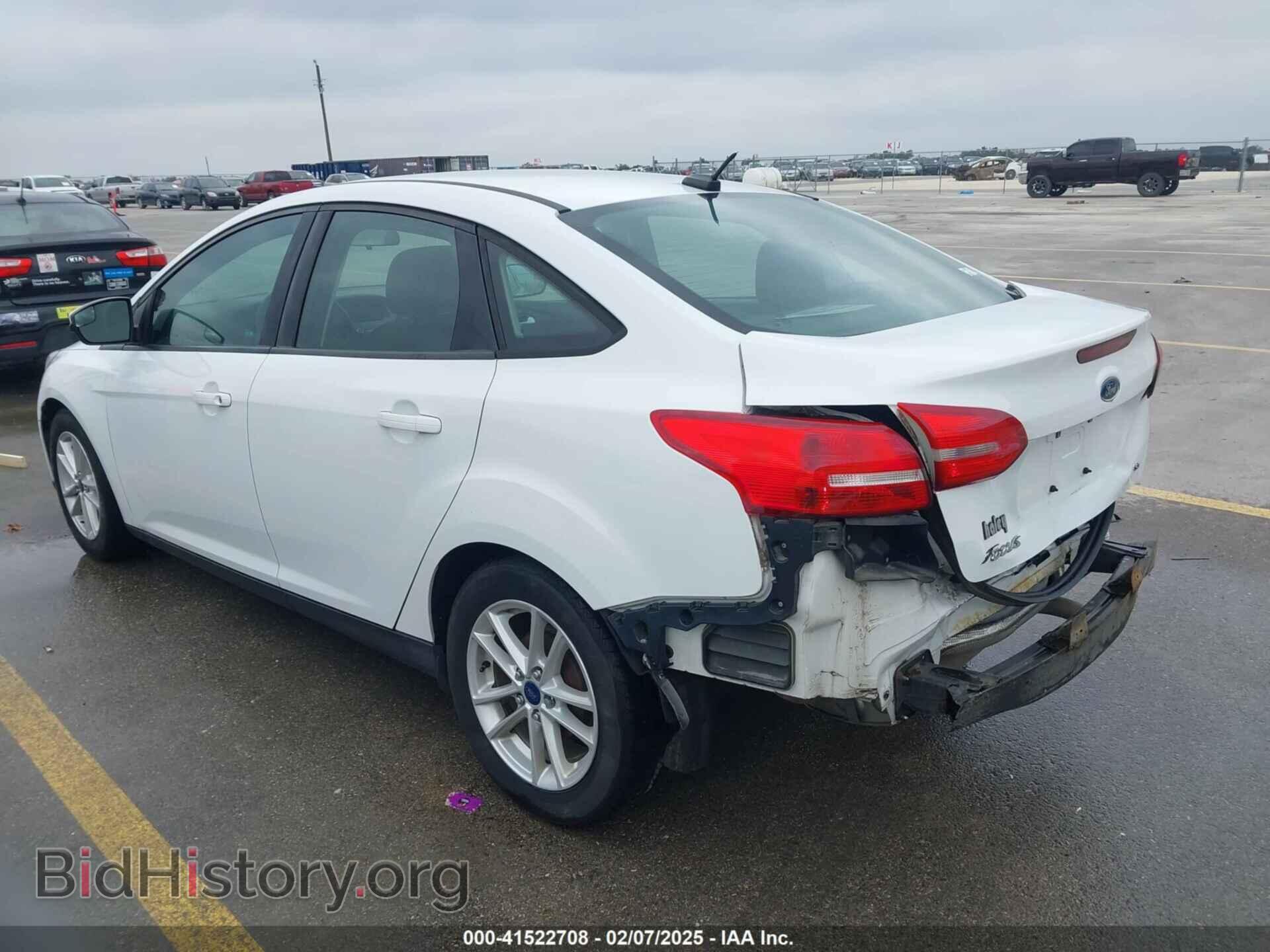 2017 FORD FOCUS - VIN: 1FADP3F28HL271847 - Фото 3