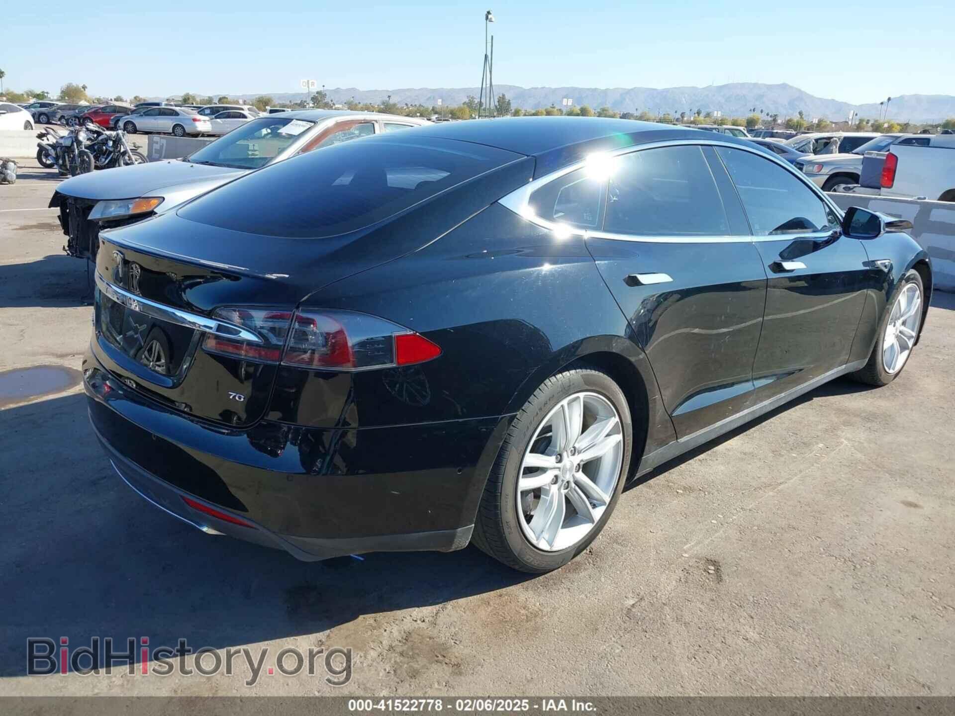2015 TESLA MODEL S - VIN: 5YJSA1E12FF111883 - Photo 4