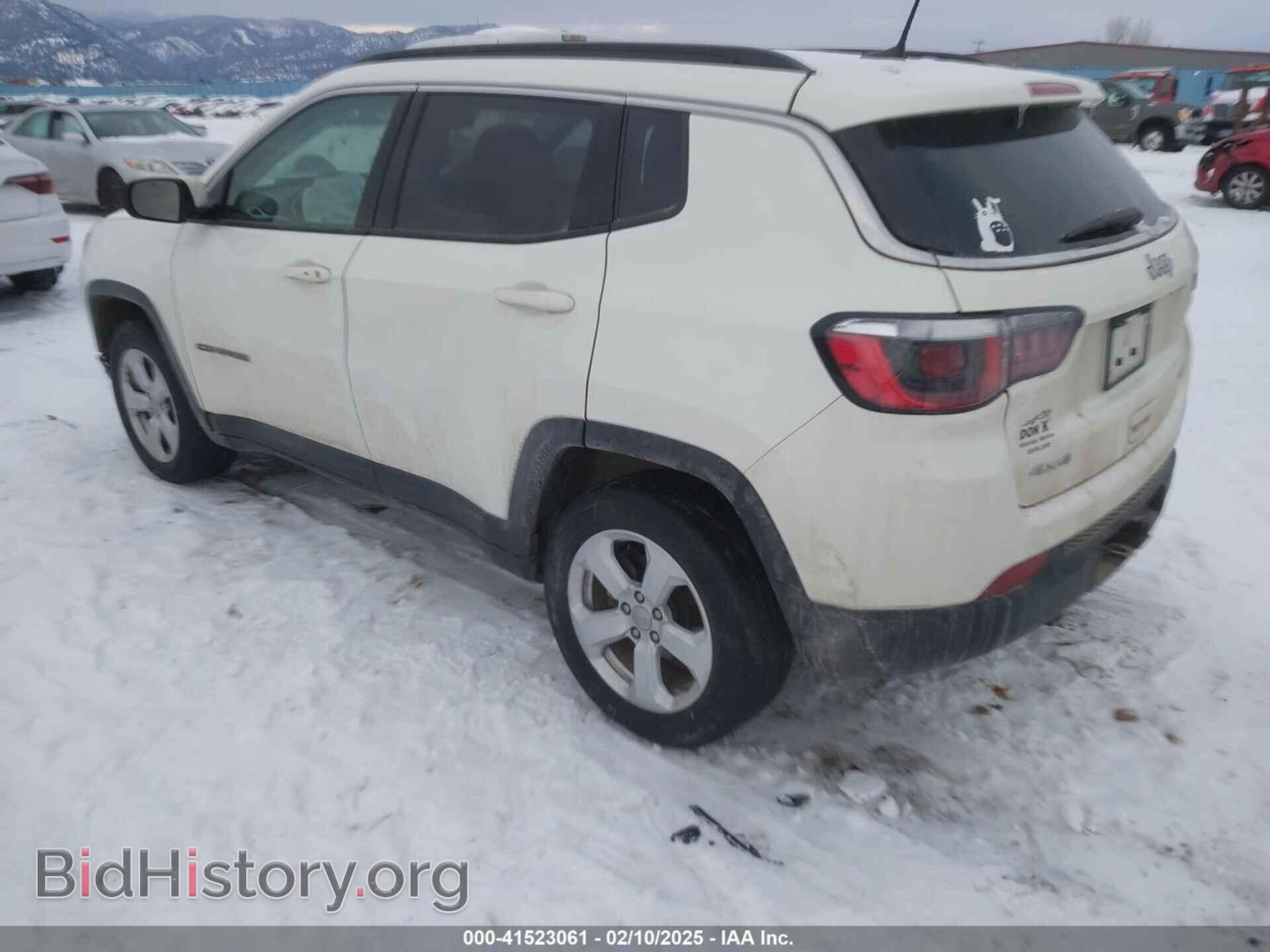 2018 JEEP COMPASS - VIN: 3C4NJDBB8JT256755 - Фото 3