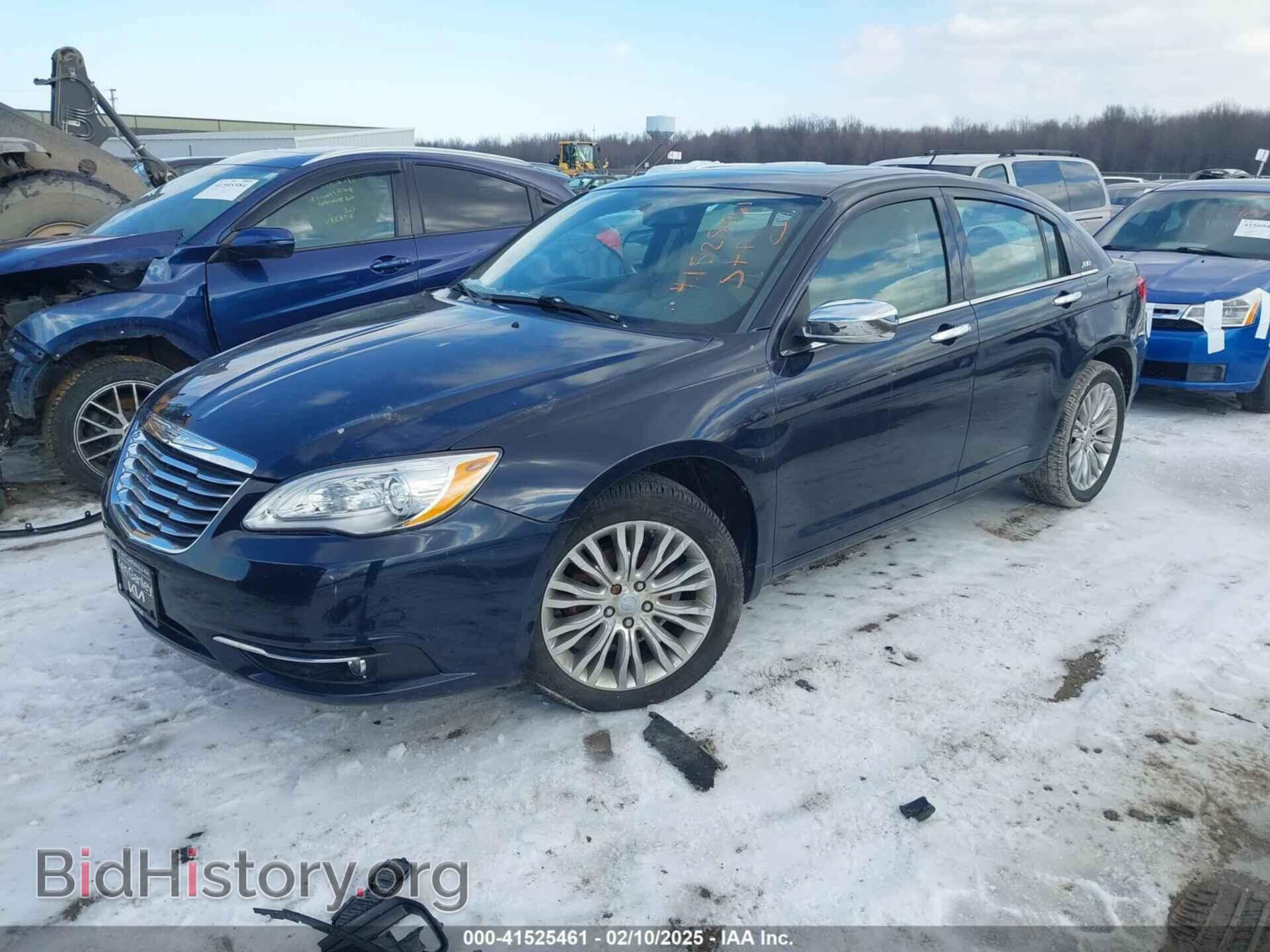 2012 CHRYSLER 200 - VIN: 1C3CCBCG7CN132189 - Фото 2