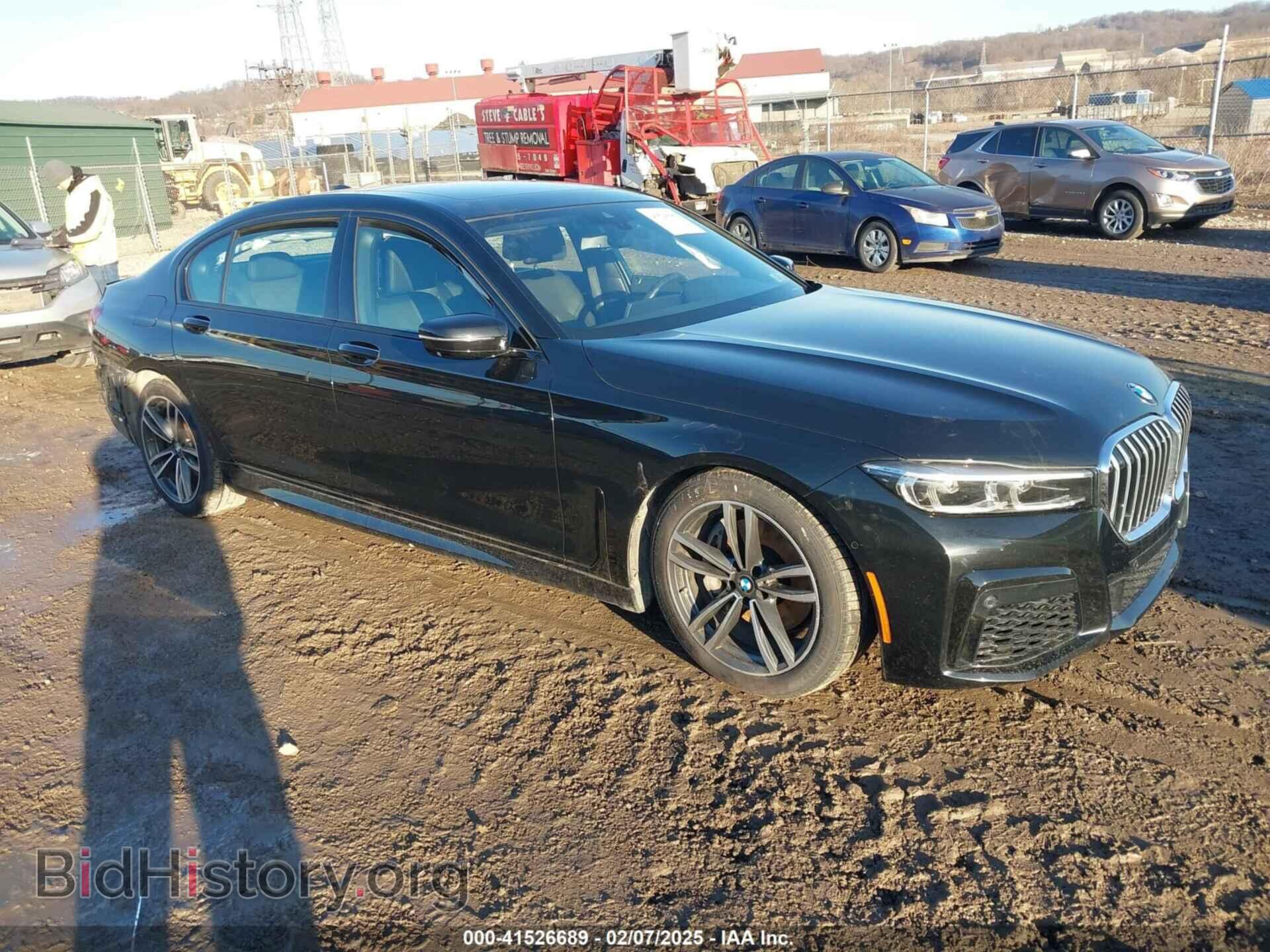 Photo WBA7T4C03MCF09416 - BMW 740I 2021