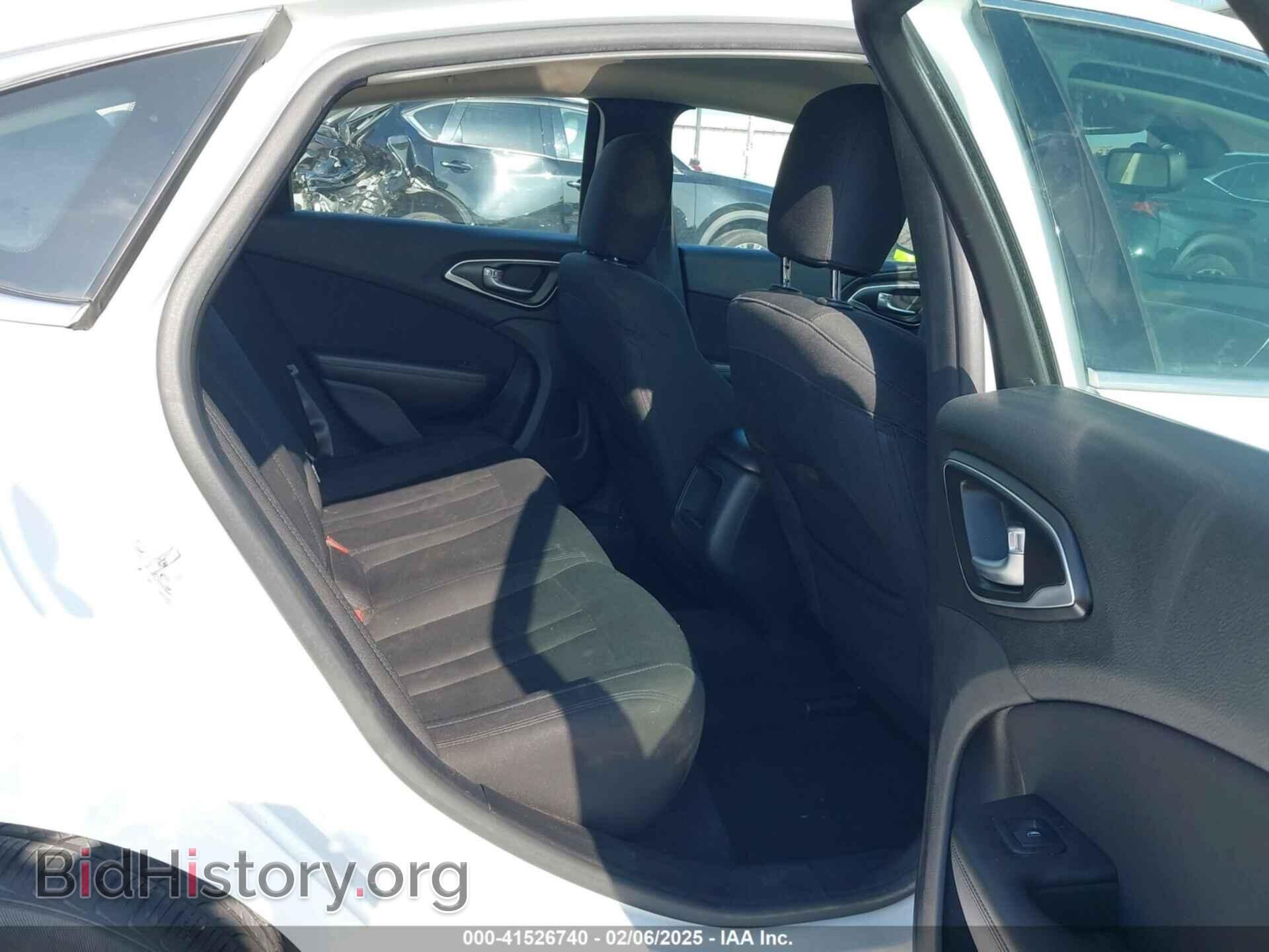 2016 CHRYSLER 200 - VIN: 1C3CCCAB0GN167384 - Фото 8