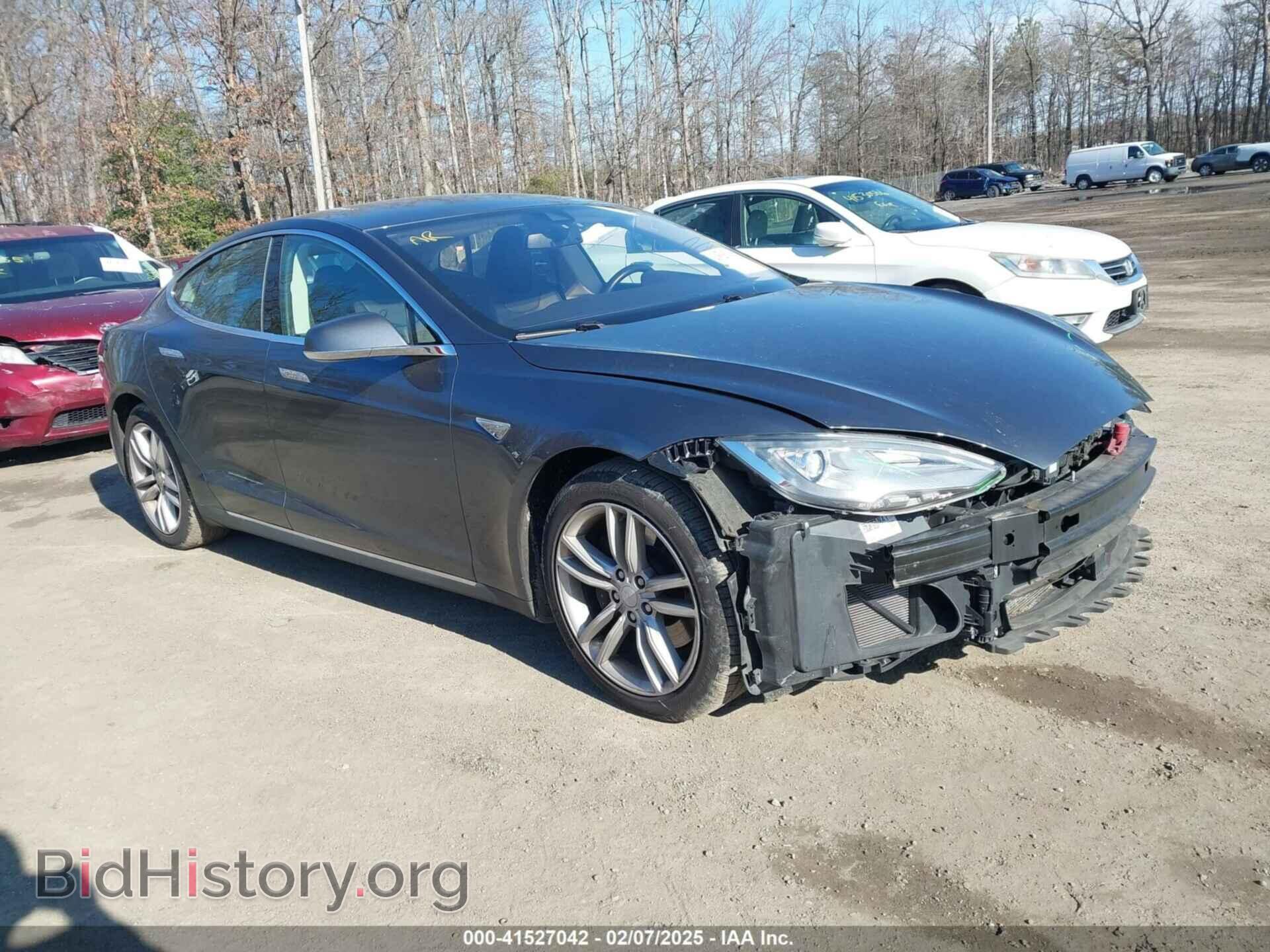 Фотография 5YJSA1H26FFP74734 - TESLA MODEL S 2015