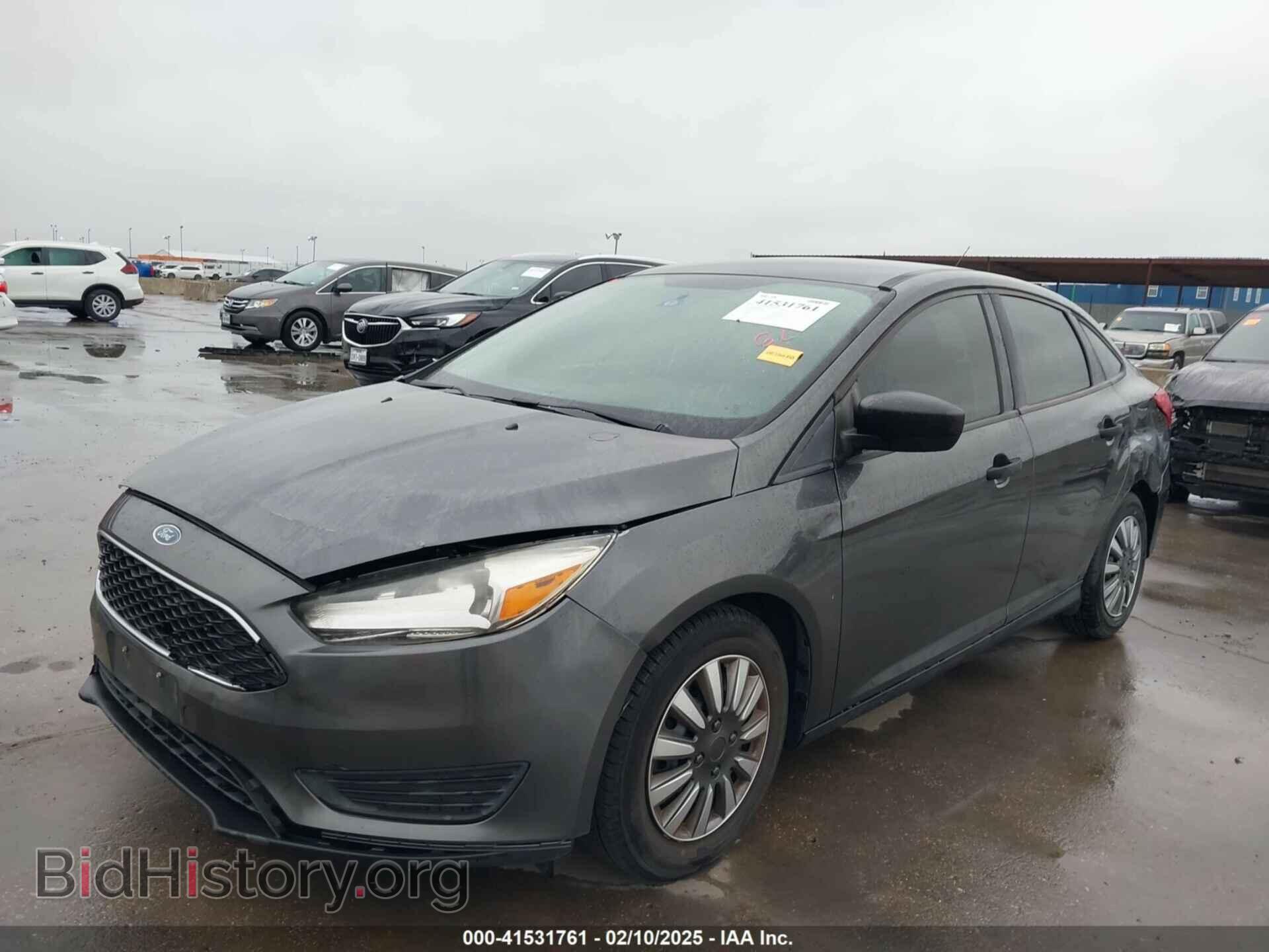 2017 FORD FOCUS - VIN: 1FADP3E29HL328686 - Фото 2