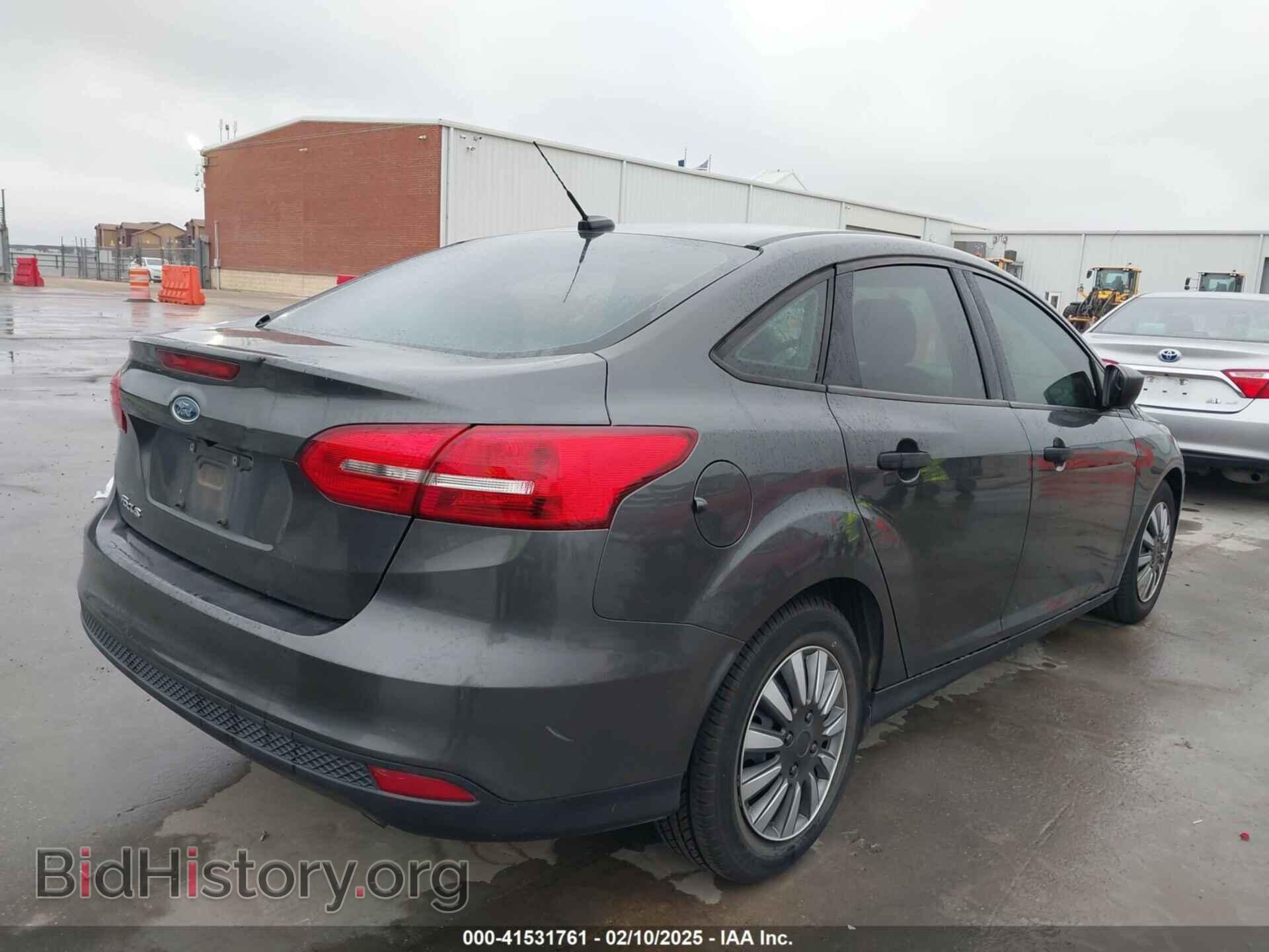 2017 FORD FOCUS - VIN: 1FADP3E29HL328686 - Фото 4