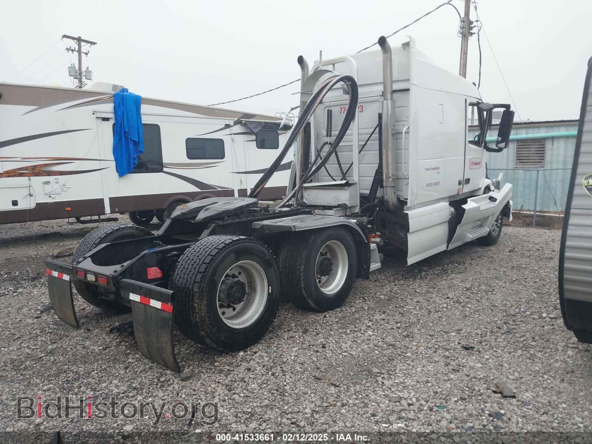 2013 VOLVO VN - VIN: 4V4NC9EH4DN564313 - Фото 4