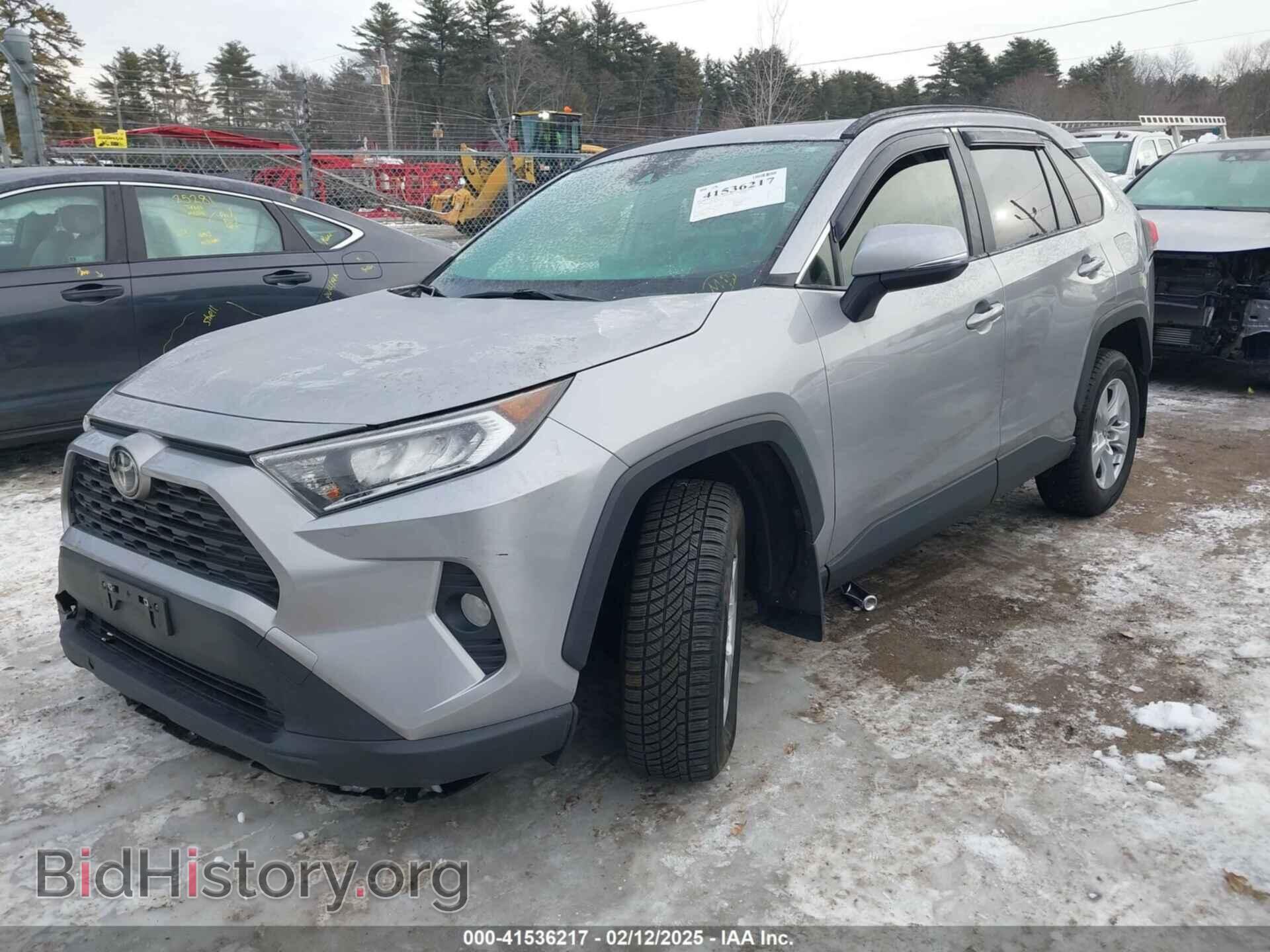 2020 TOYOTA RAV4 - VIN: JTMP1RFV5LD057620 - Фото 2