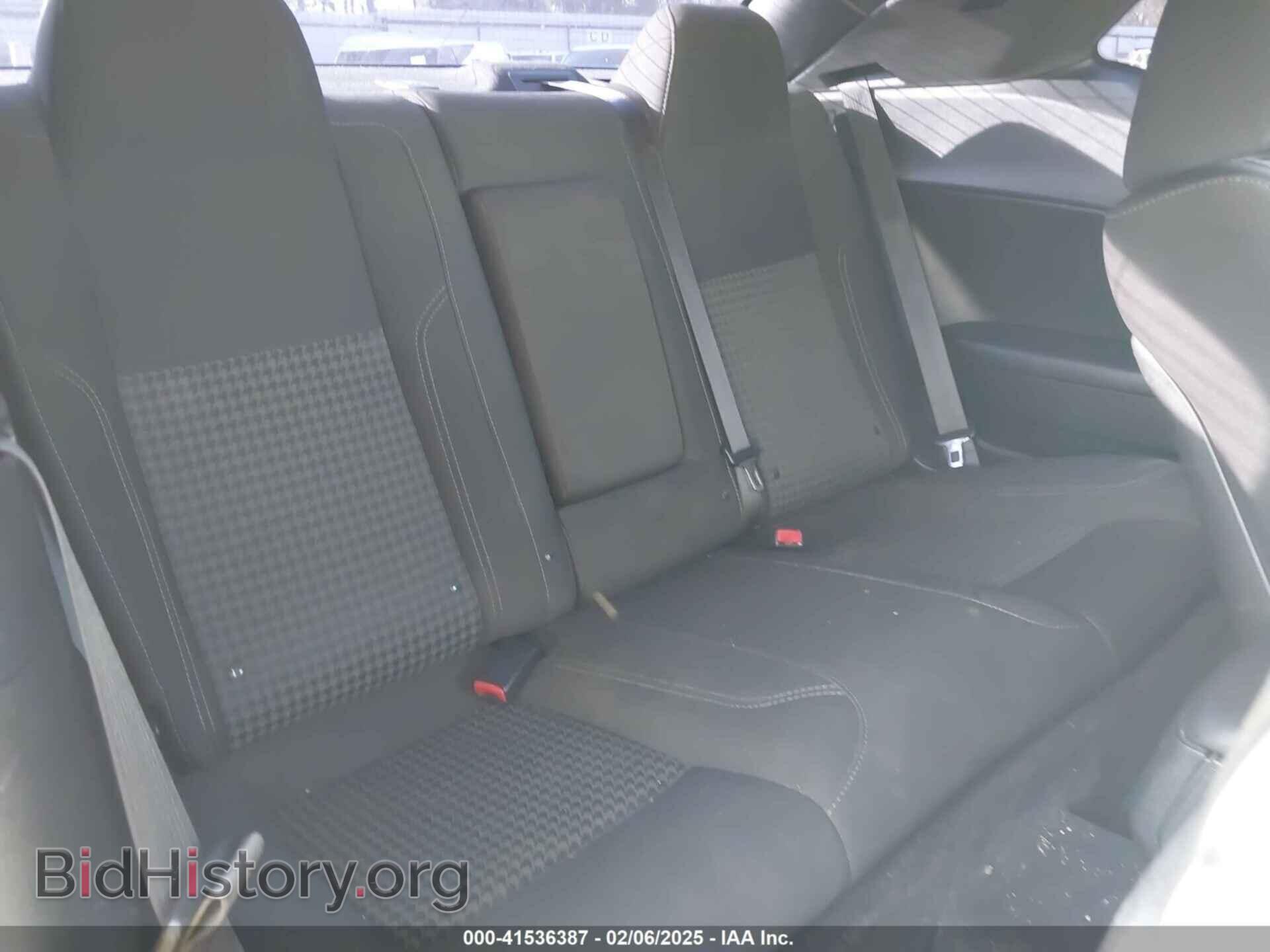 2017 DODGE CHALLENGER - VIN: 2C3CDZAG5HH558245 - Фото 8