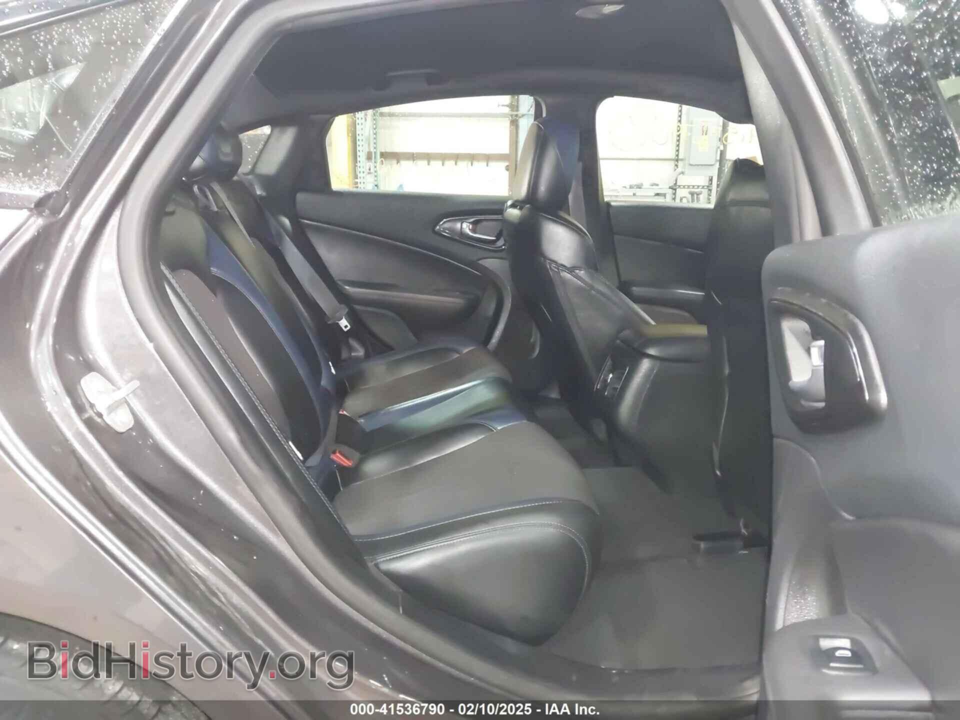 2016 CHRYSLER 200 - VIN: 1C3CCCBB0GN175385 - Photo 8