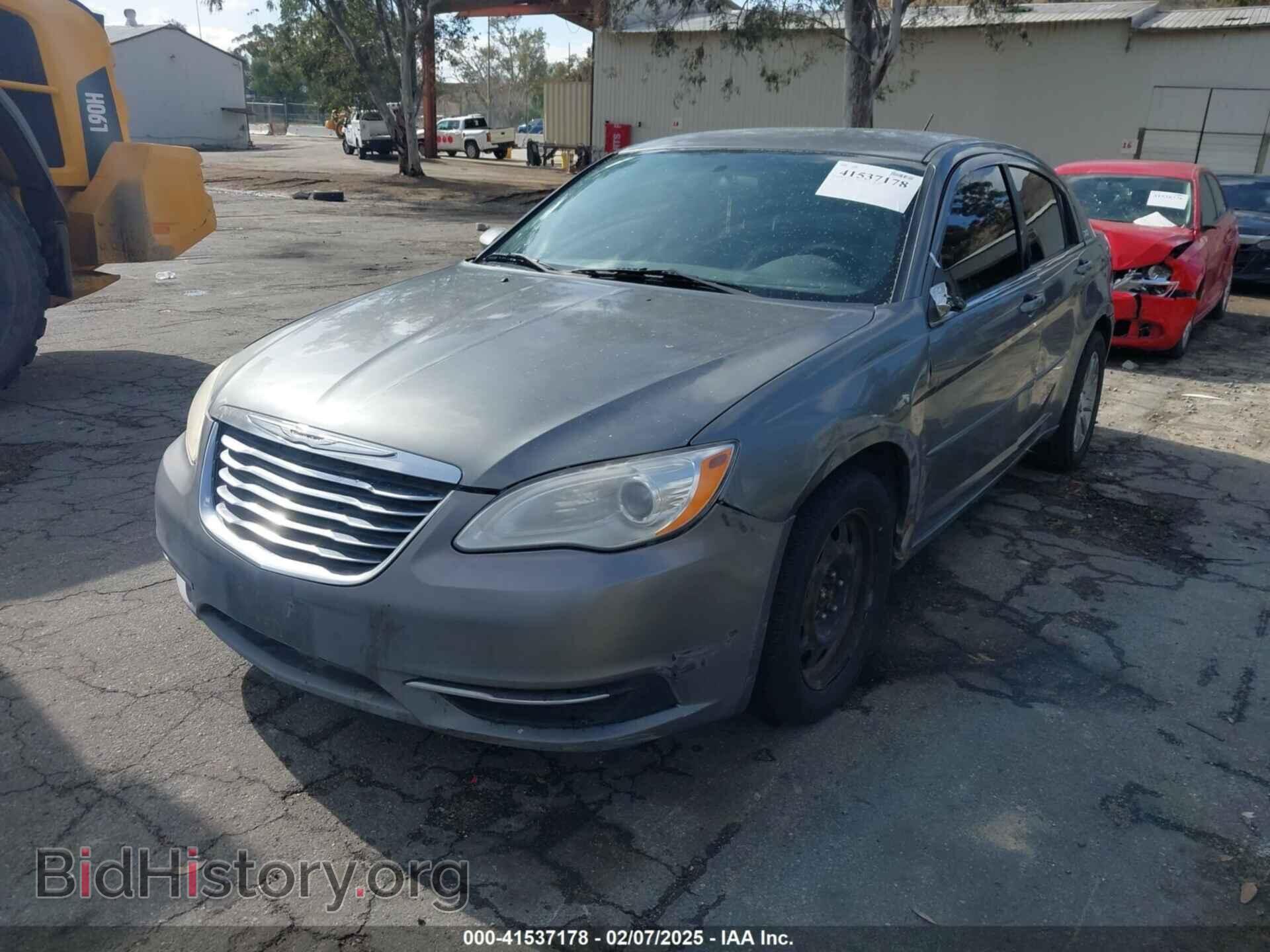 2012 CHRYSLER 200 - VIN: 1C3CCBBB2CN155062 - Фото 2