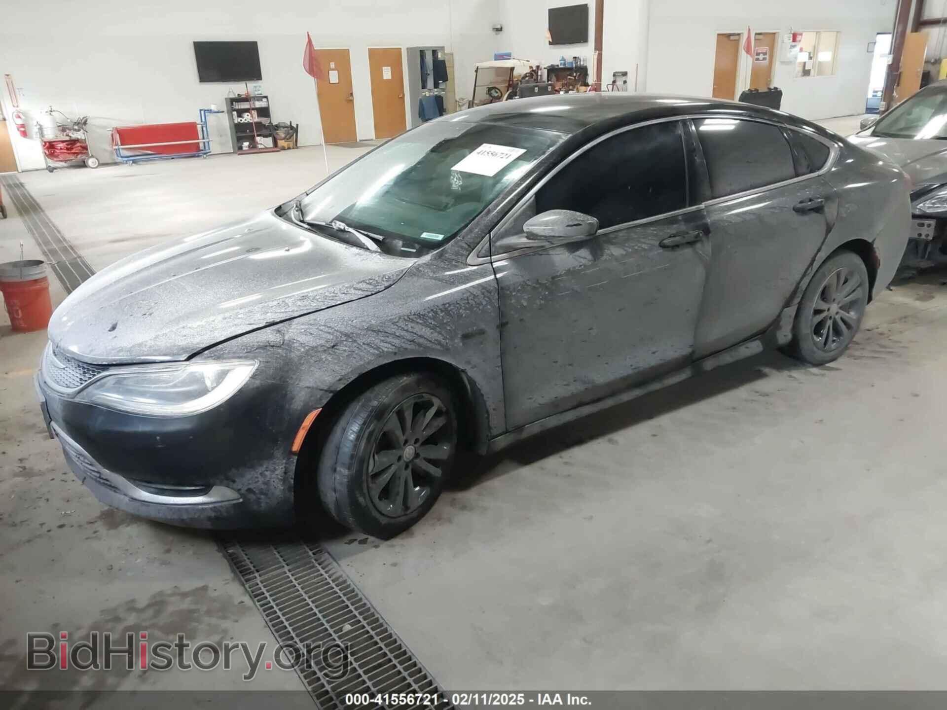 2015 CHRYSLER 200 - VIN: 1C3CCCAB8FN574237 - Фото 2