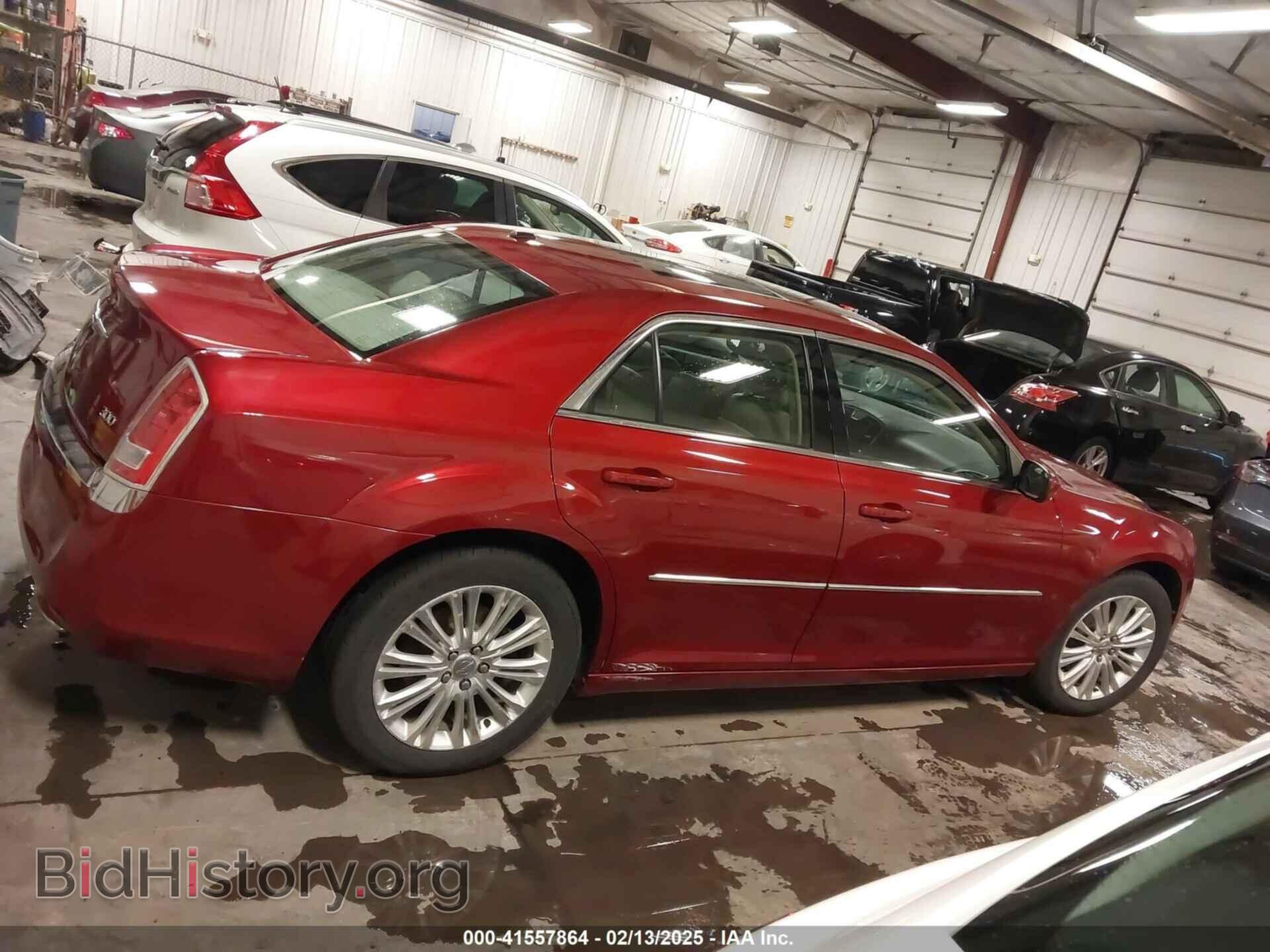 2014 CHRYSLER 300 - VIN: 2C3CCARG7EH179428 - Фото 13